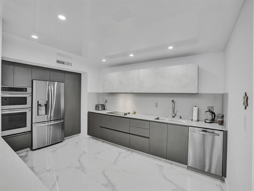 2500 Parkview Drive 1112, Hallandale Beach, FL 33009, Hallandale Beach - Photo 3