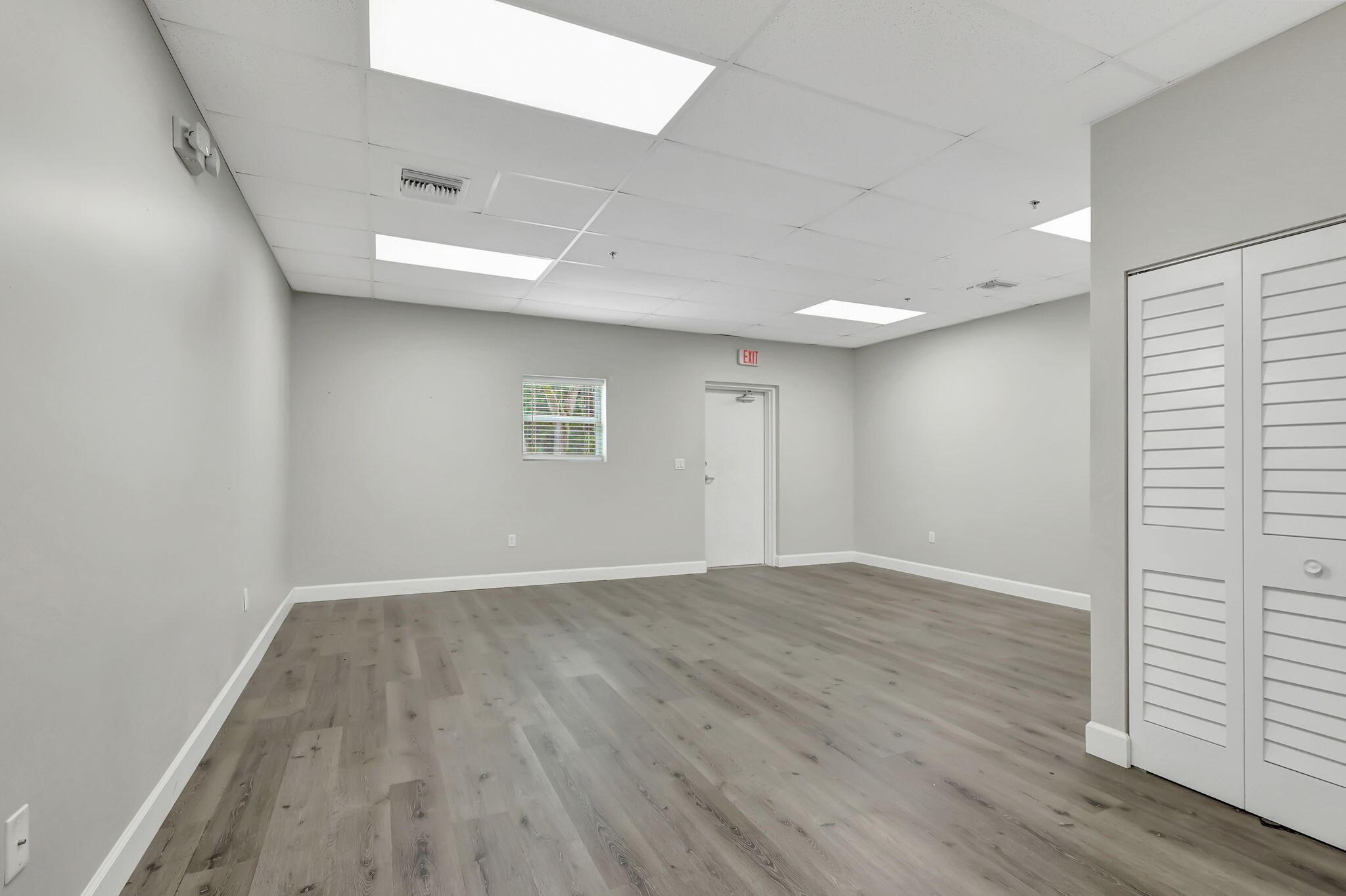 3801 Oleander Avenue, Fort Pierce, FL 34982, Fort Pierce - Photo 4