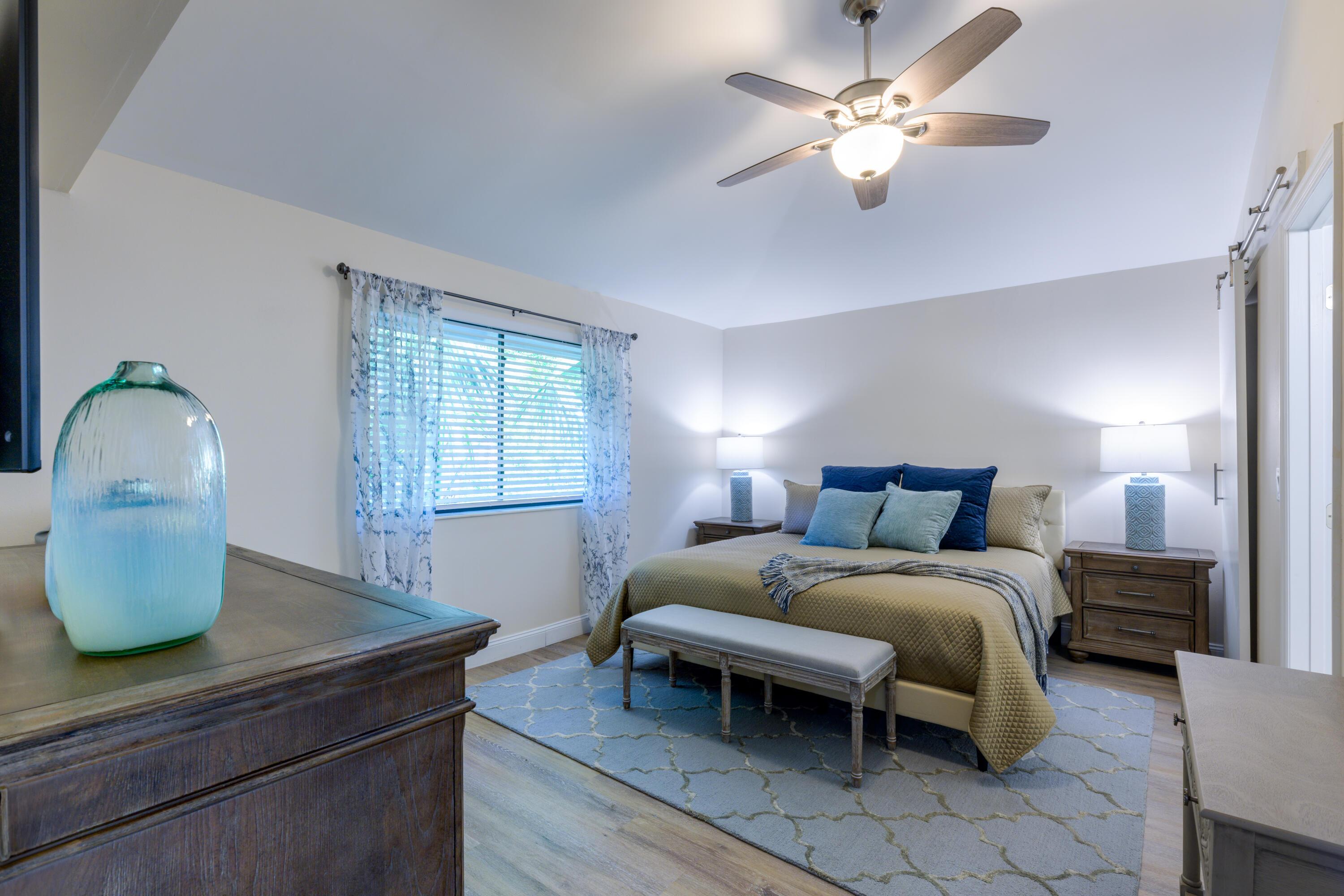 830 Club Drive, Palm Beach Gardens, FL 33418, Palm Beach Gardens - Photo 4