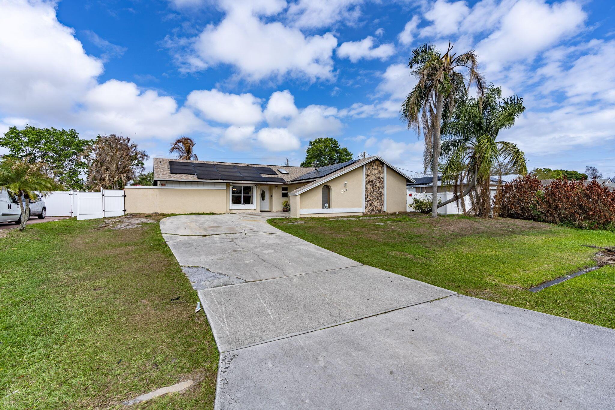 249 NW Goldcoast Avenue, Port St. Lucie, FL 34983, Port St. Lucie
