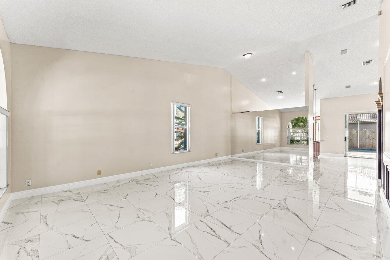 5872 NW 73rd Court, Parkland, FL 33067, Parkland - Photo 5