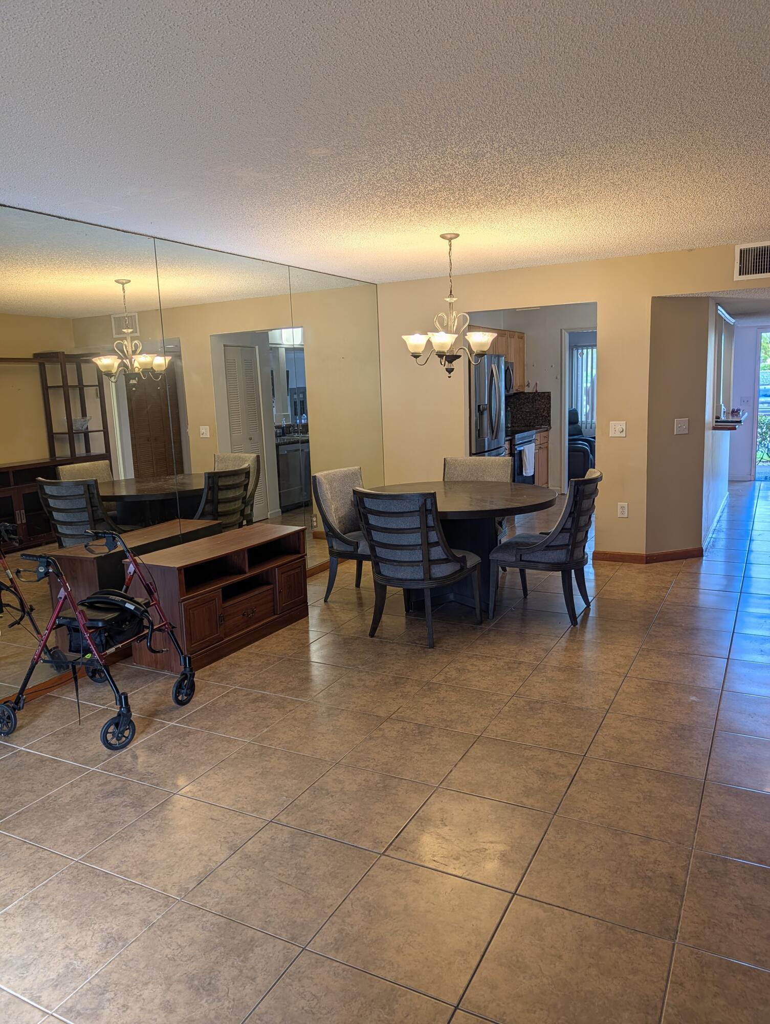 800 SW 137th Avenue 112g, Pembroke Pines, FL 33027, Pembroke Pines - Photo 2
