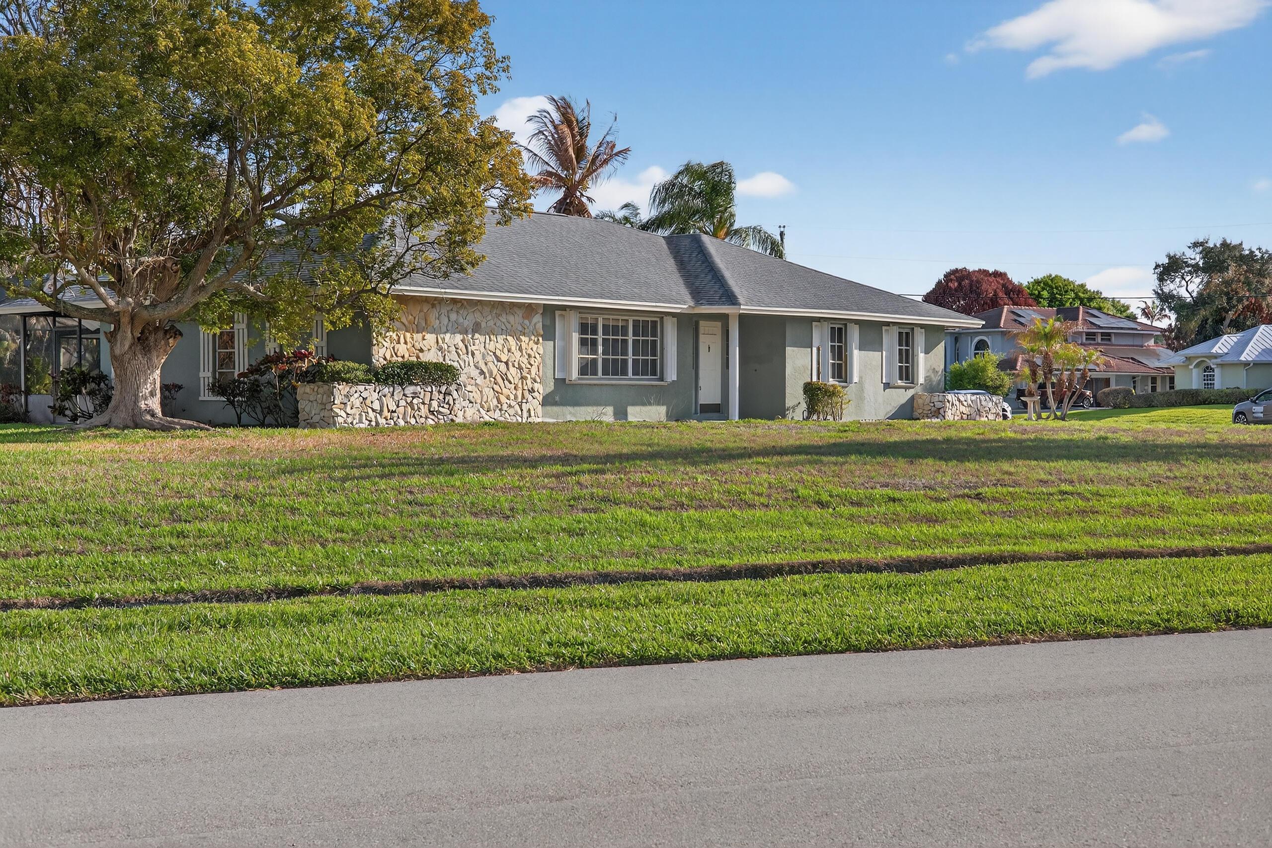 2092 SE Allamanda Drive, Port St. Lucie, FL 34952, Port St. Lucie