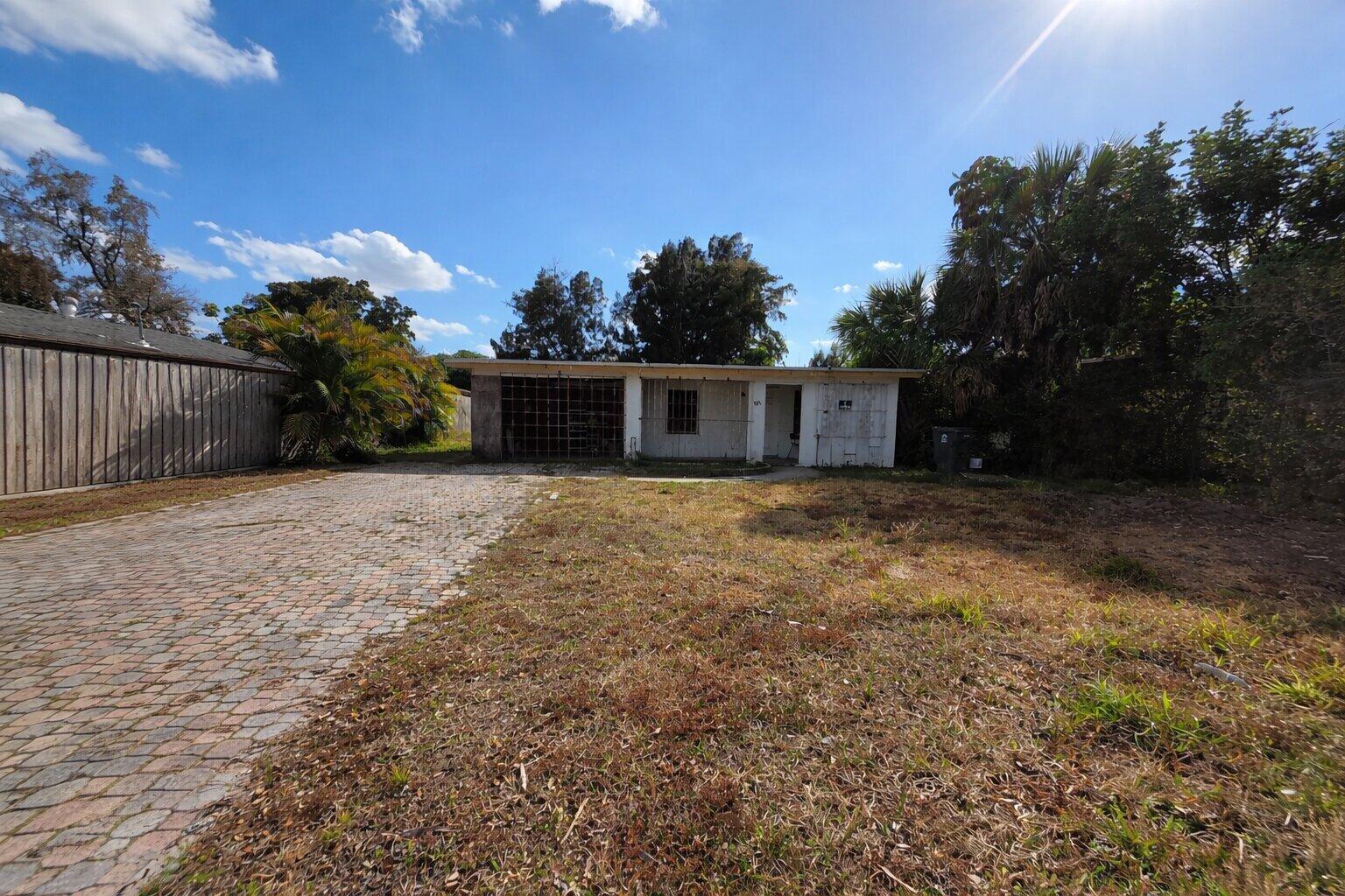 4574 Schall Road, Schall Circle, FL 33417, Schall Circle