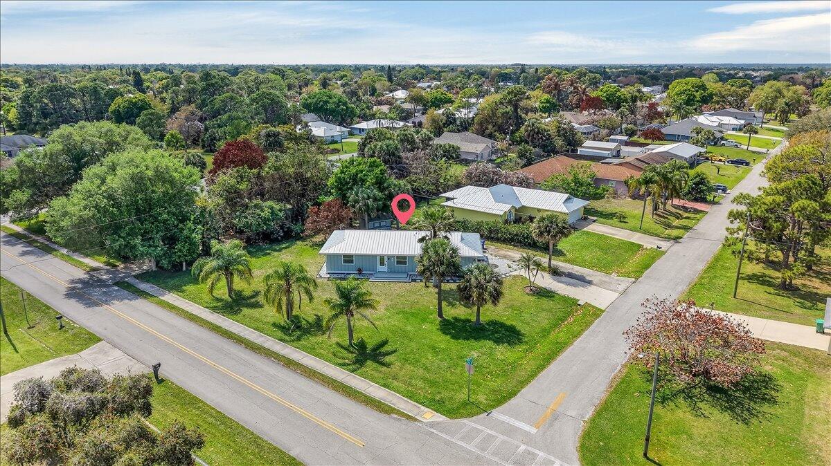 262 Easy Street, Sebastian, FL 32958, Sebastian - Photo 3