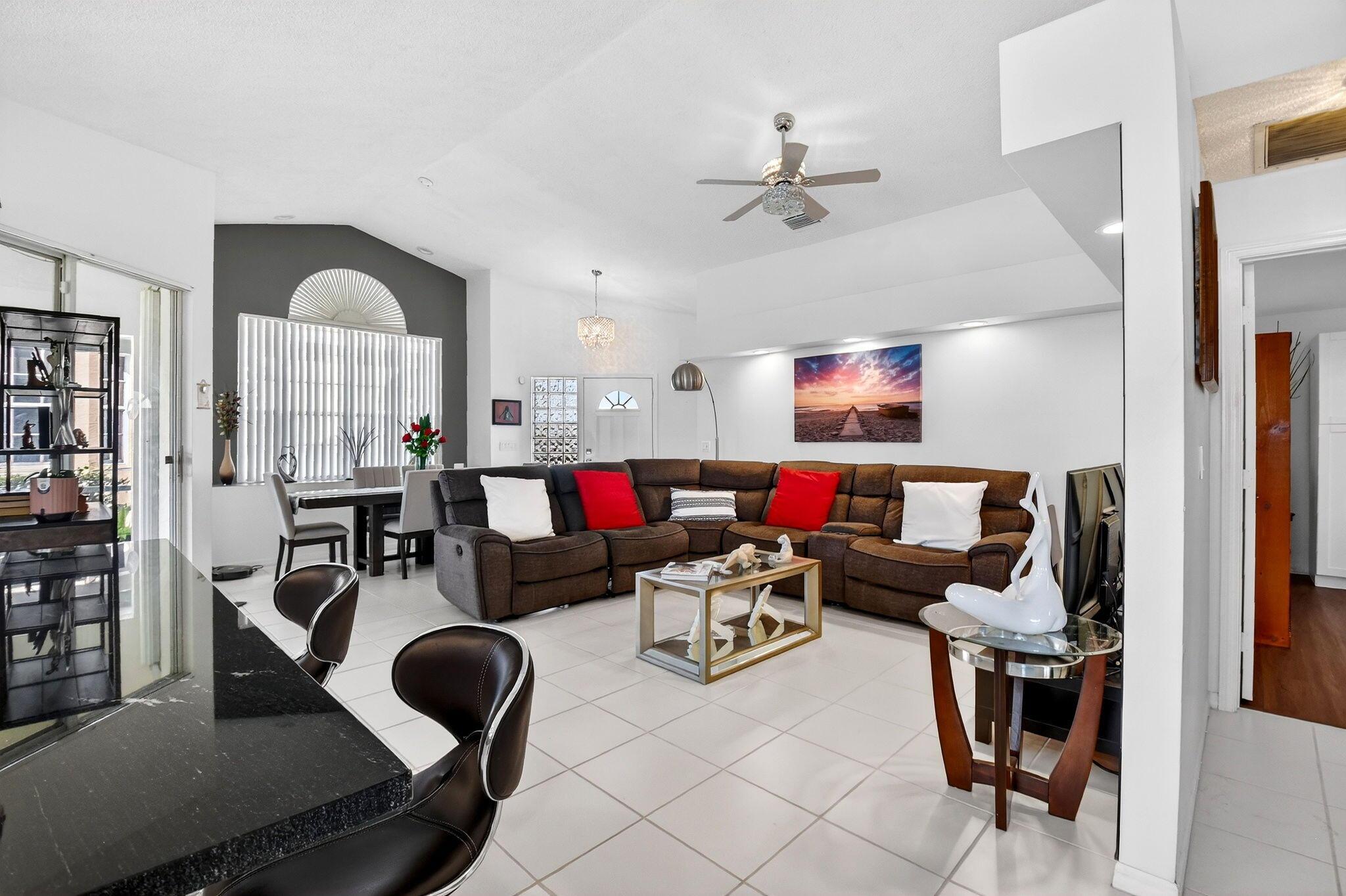 6119 Bear Creek Court, Lake Worth, FL 33467, Lake Worth - Photo 3