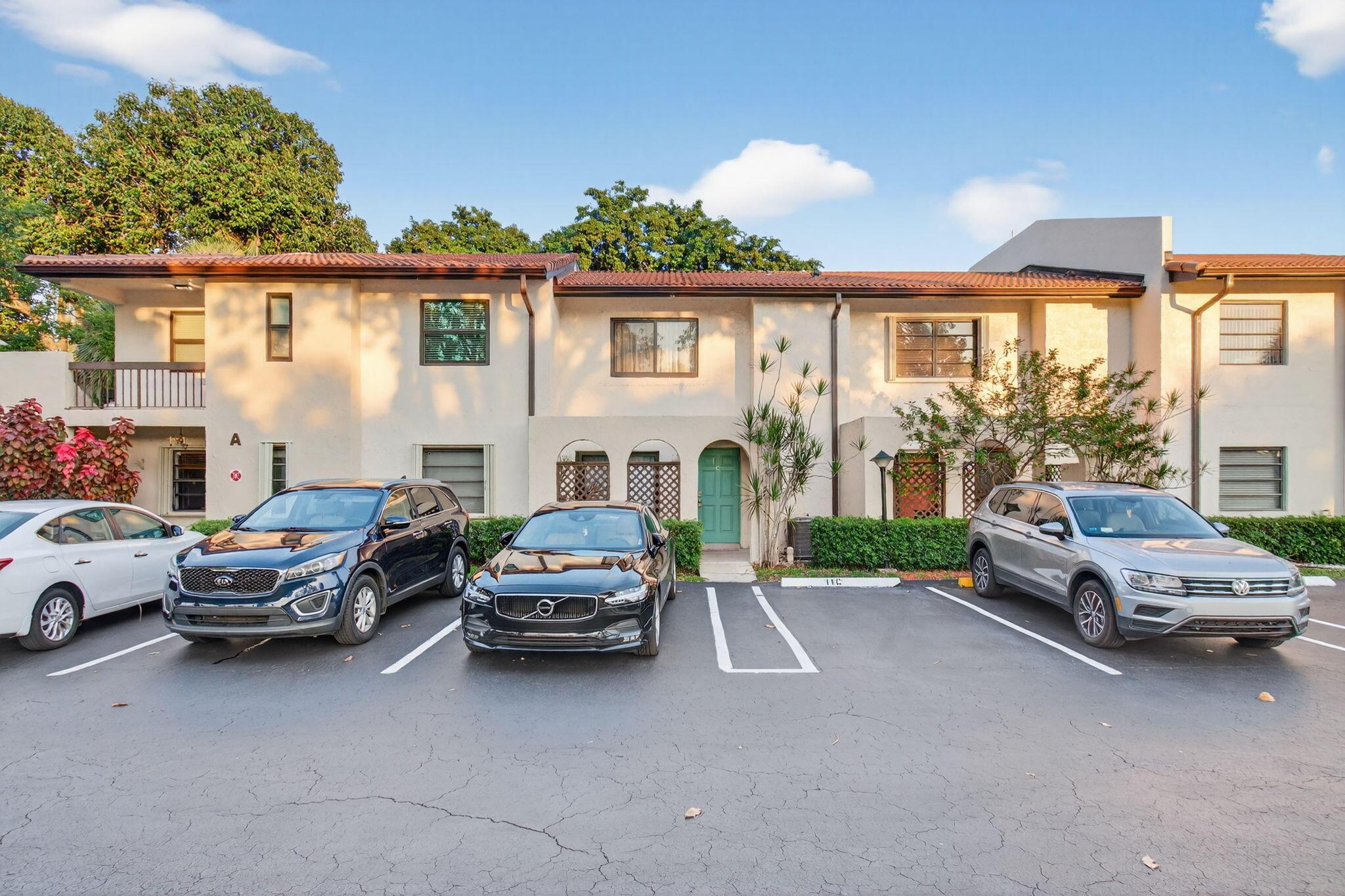 21682 Cypress Road 11c, Boca Raton, FL 33433, Boca Raton - Photo 3