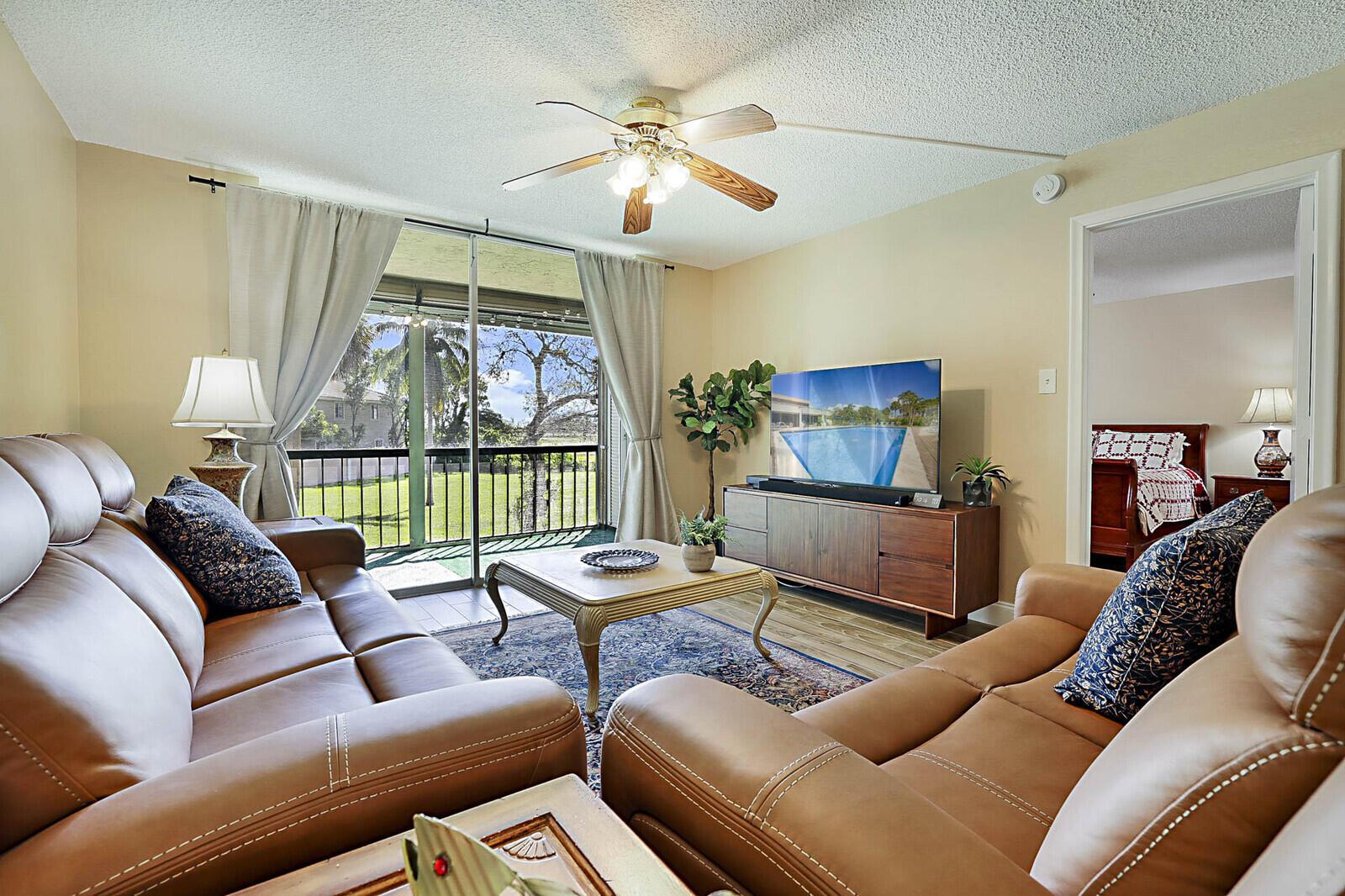 2541 Aragon Boulevard 202, Sunrise, FL 33322, Sunrise - Photo 4
