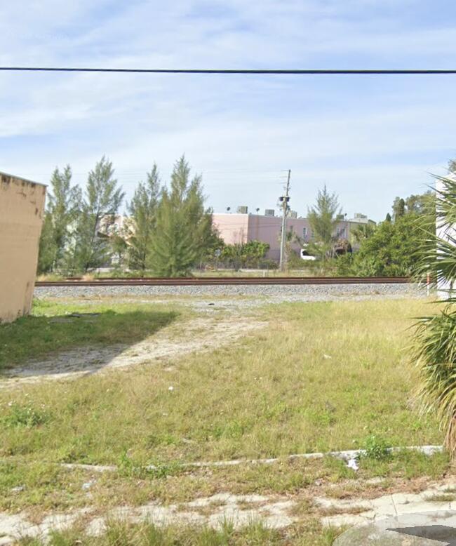 2731 Pinewood Avenue, West Palm Beach, FL 33407, West Palm Beach