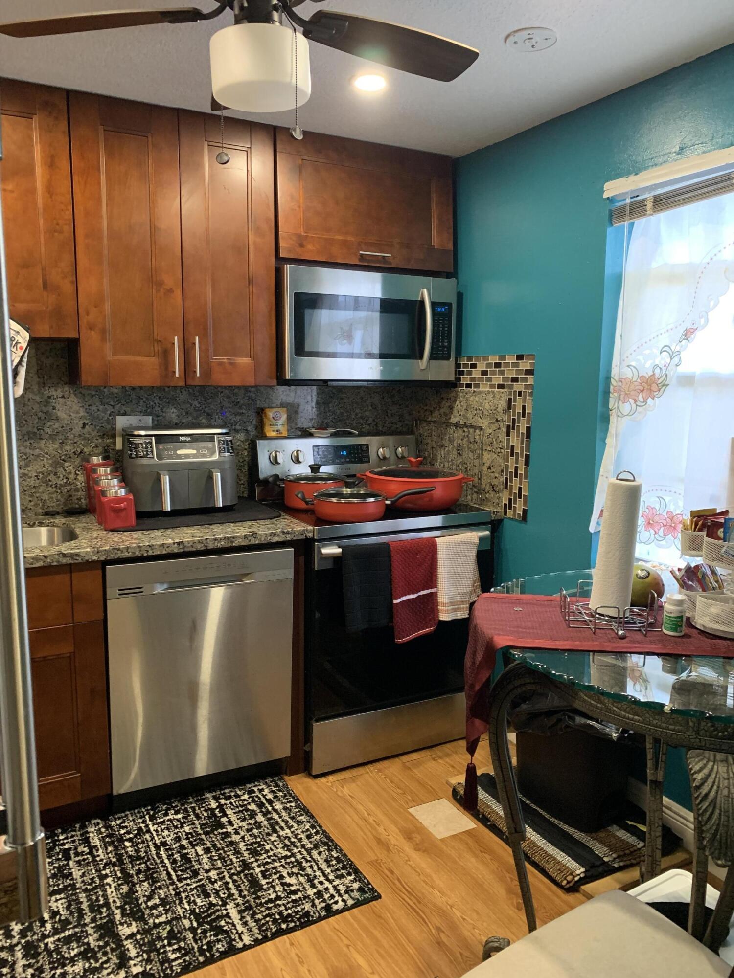 7887 Golf Cir Drive 212, Margate, FL 33063, Margate - Photo 5