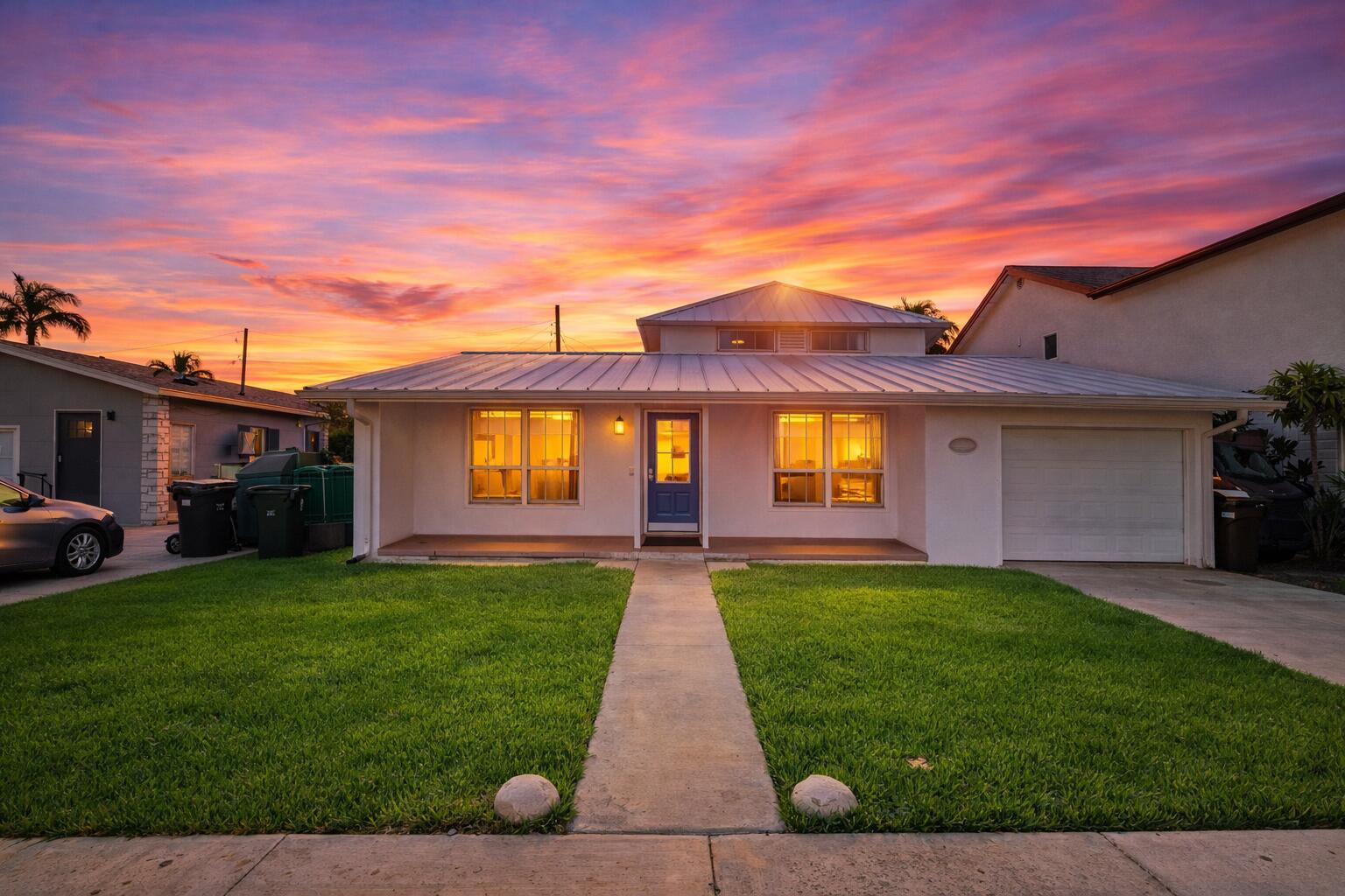 1828 N Palmway, Lake Worth Beach, FL 33460, Lake Worth Beach