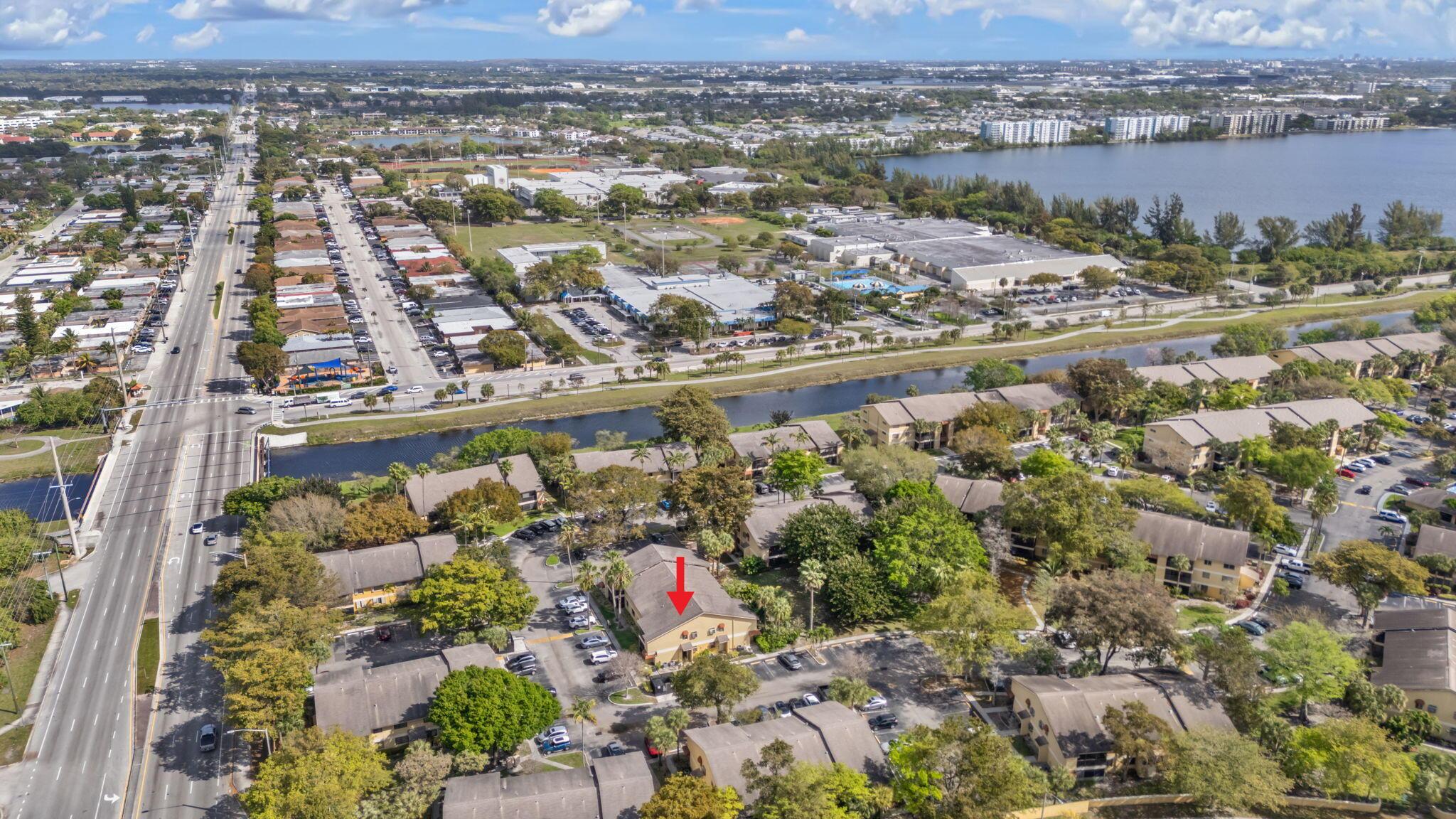 3053 N Oakland Forest Drive 102, Oakland Park, FL 33309, Oakland Park - Photo 3