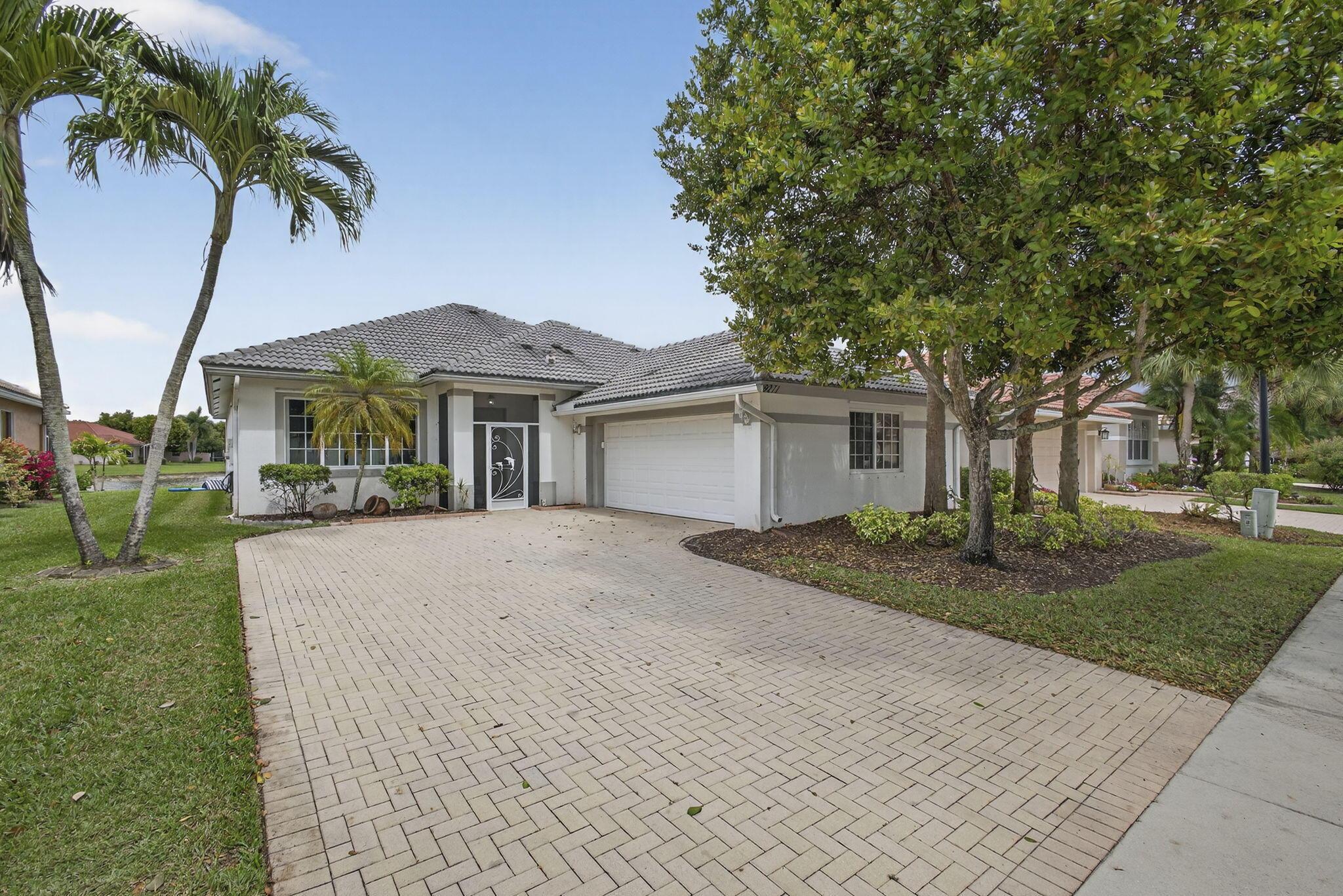 9271 Heron Cove Drive, West Palm Beach, FL 33411, West Palm Beach - Photo 4