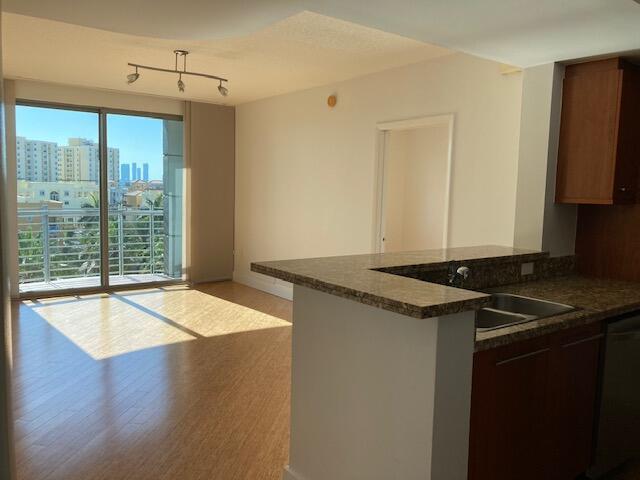 110 Washington Avenue, Miami Beach, FL 33139, Miami Beach