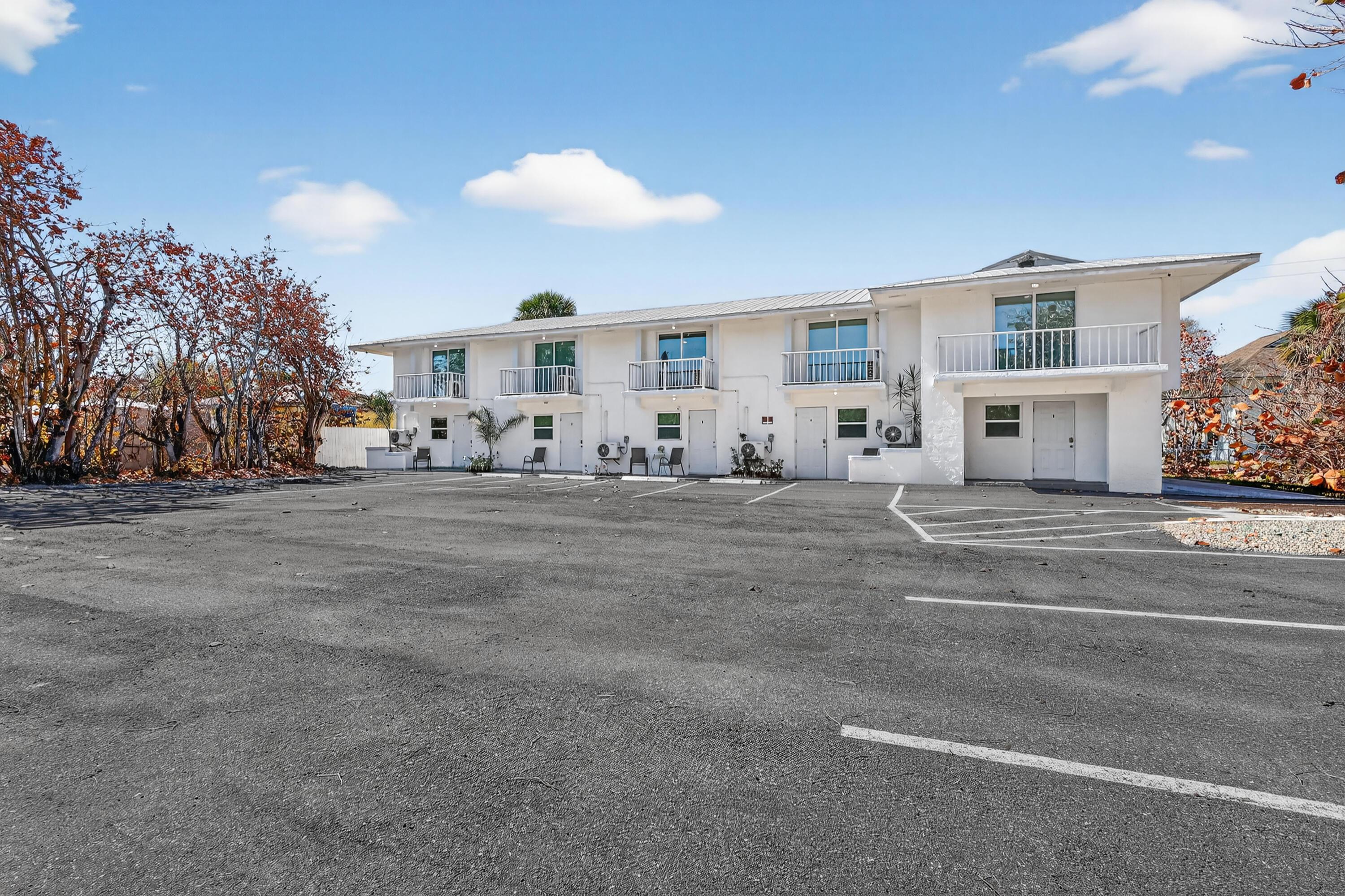 2305 Tamarind Drive 9, Fort Pierce, FL 34949, Fort Pierce