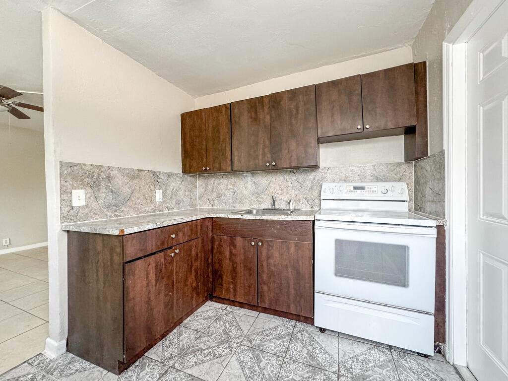 1010 9th Street, West Palm Beach, FL 33401, West Palm Beach - Photo 2