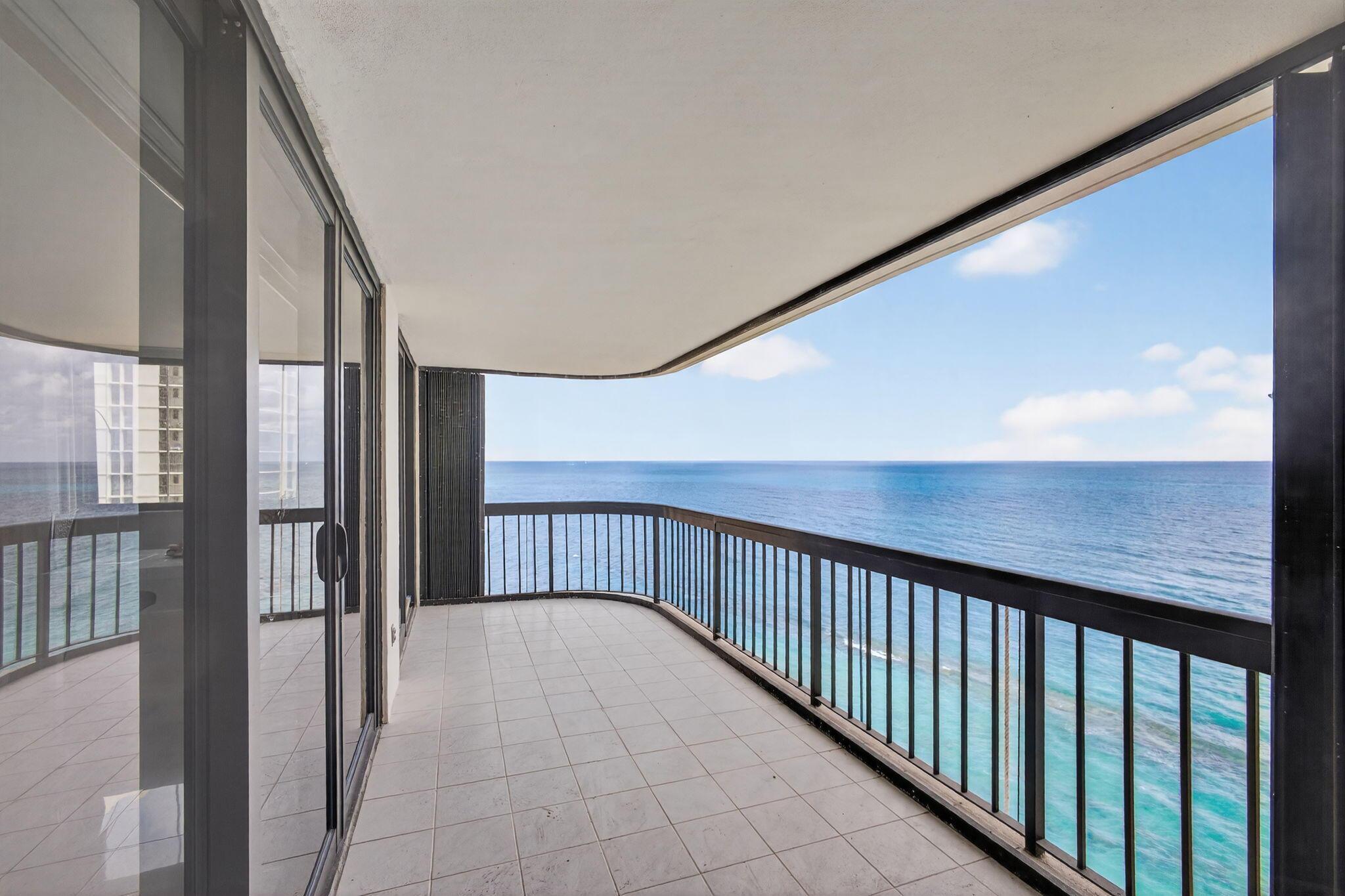 5380 N Ocean Drive 12e, Singer Island, FL 33404, Singer Island - Photo 2