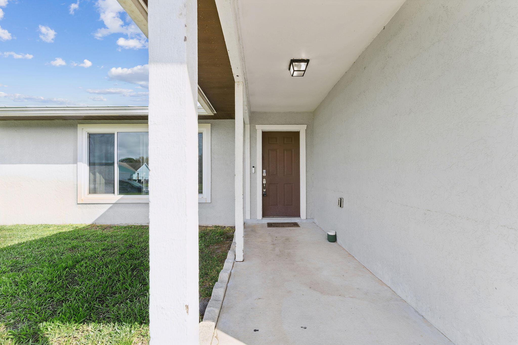 249 SE Todd Avenue, Port St. Lucie, FL 34953, Port St. Lucie - Photo 5