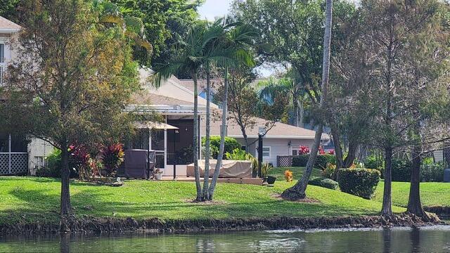 200 E Hemingway Circle, Margate, FL 33063, Margate - Photo 5