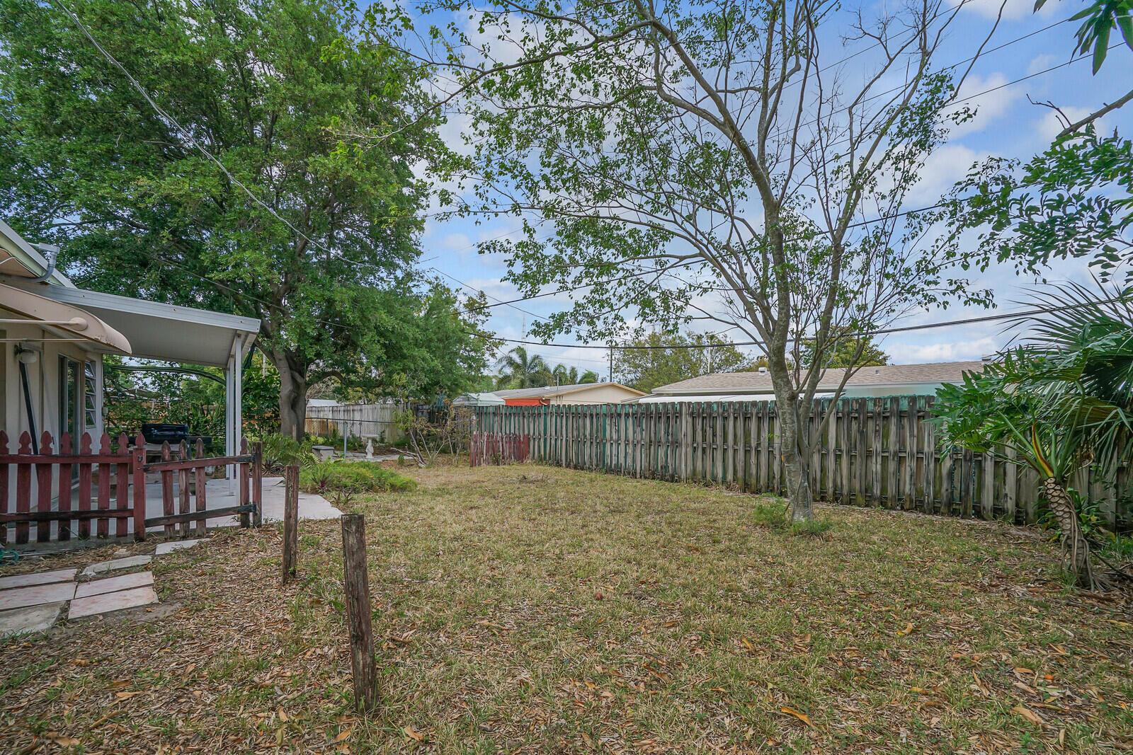 3170 NE 10th Terrace, Pompano Beach, FL 33064, Pompano Beach - Photo 4