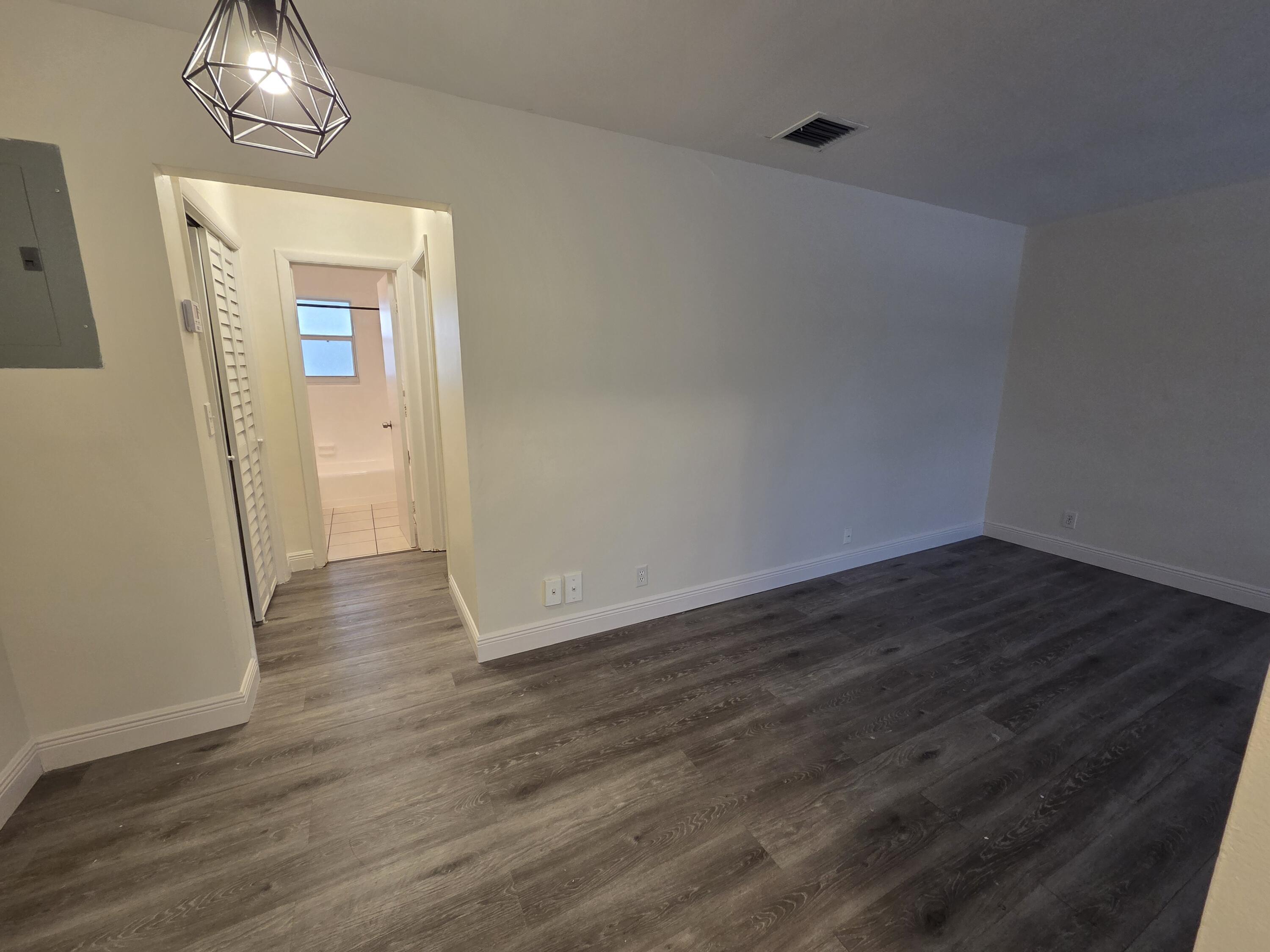 1810 NE 56th Street 5, Fort Lauderdale, FL 33308, Fort Lauderdale - Photo 5