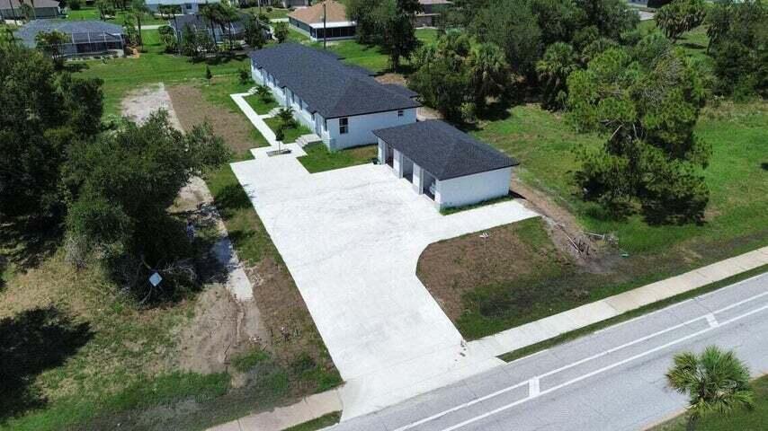 260 W Rotonda Blvd W W 3, Rotonda West, FL 33947, Rotonda West - Photo 2