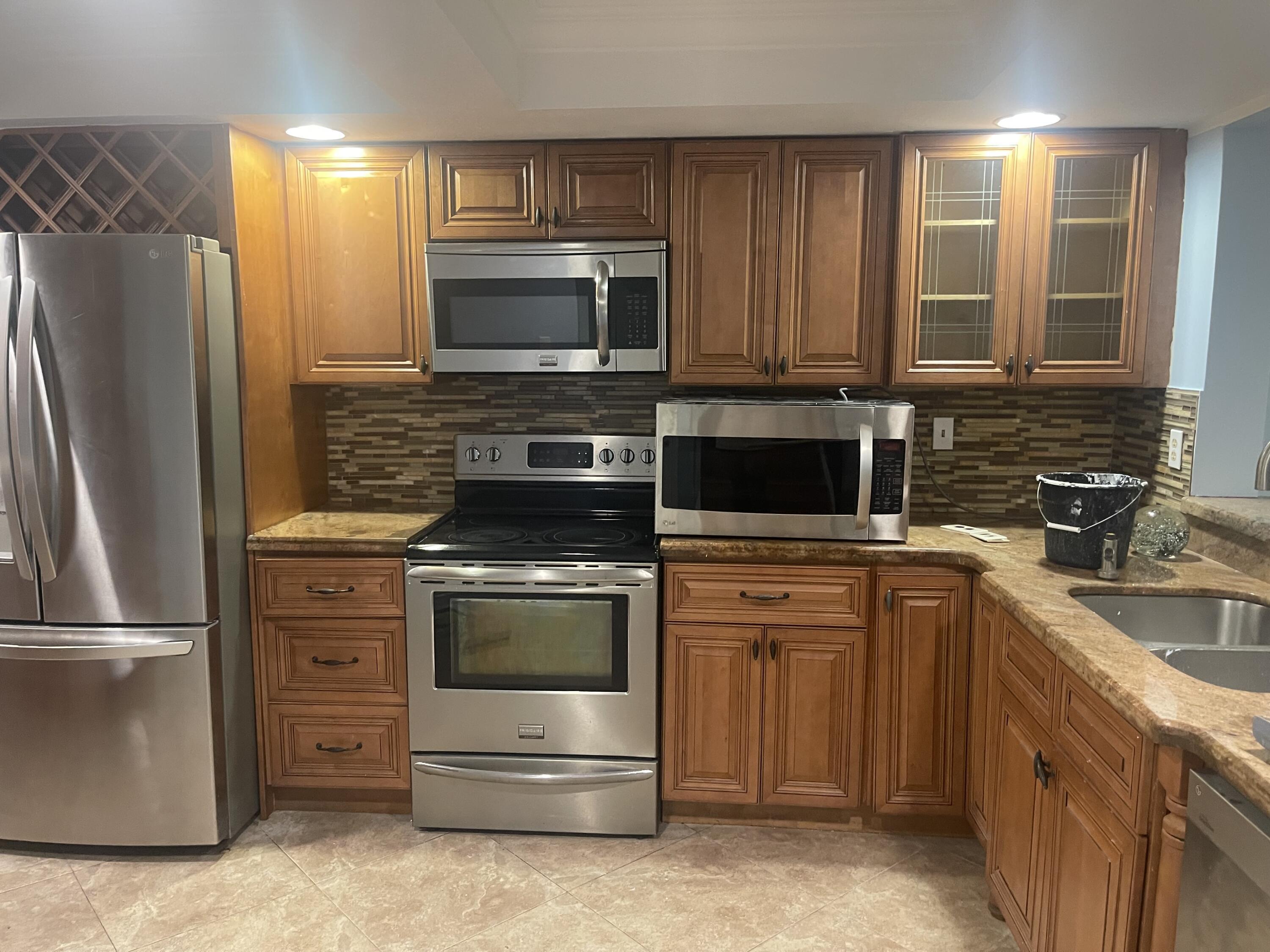 6667 Racquet Club Drive 182, Lauderhill, FL 33319, Lauderhill - Photo 4