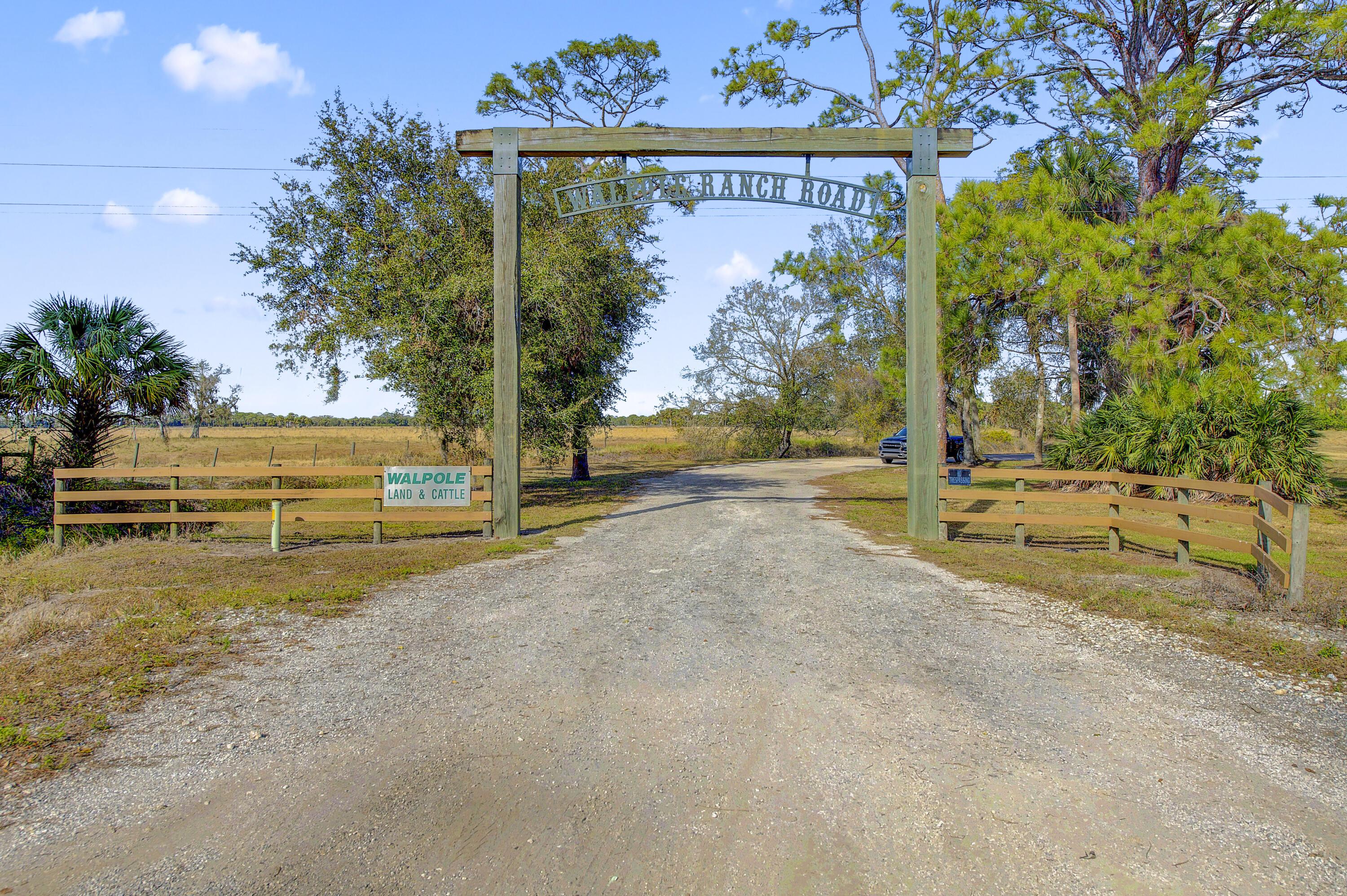 30003 SW Martin Highway, Okeechobee, FL 34974, Okeechobee