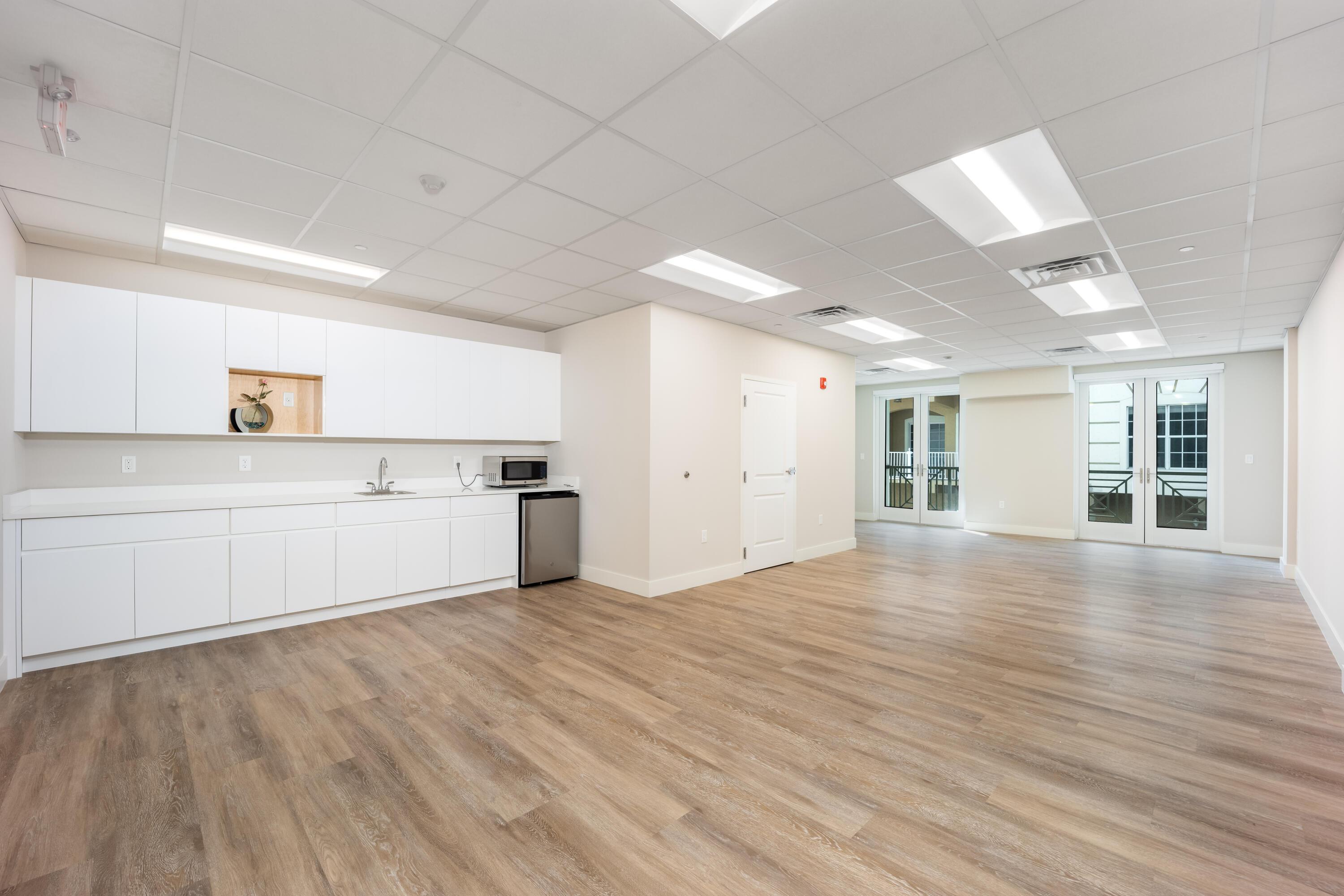 41 SW Seminole Street 211, Stuart, FL 34994, Stuart - Photo 3