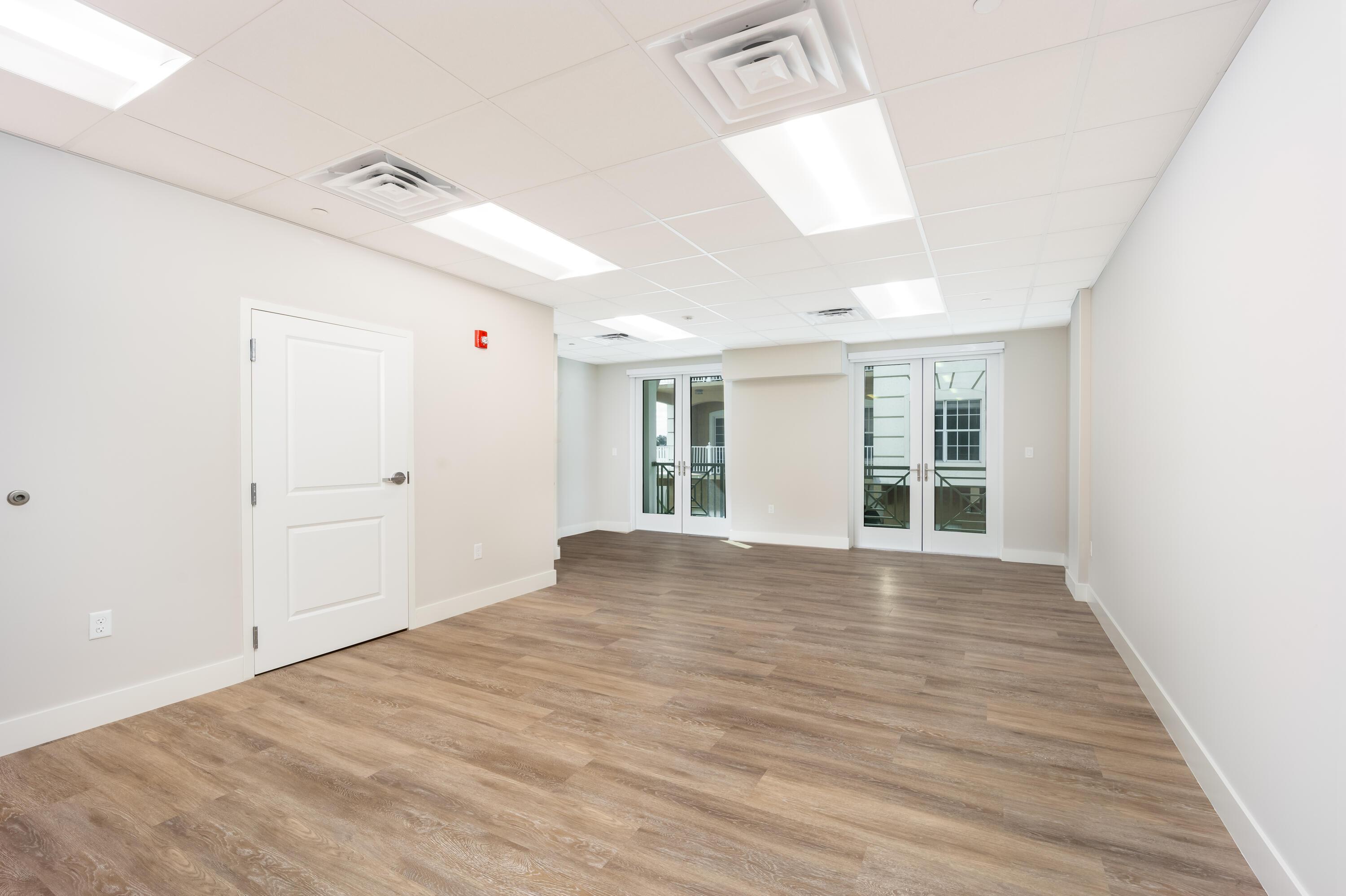 41 SW Seminole Street 211, Stuart, FL 34994, Stuart - Photo 4