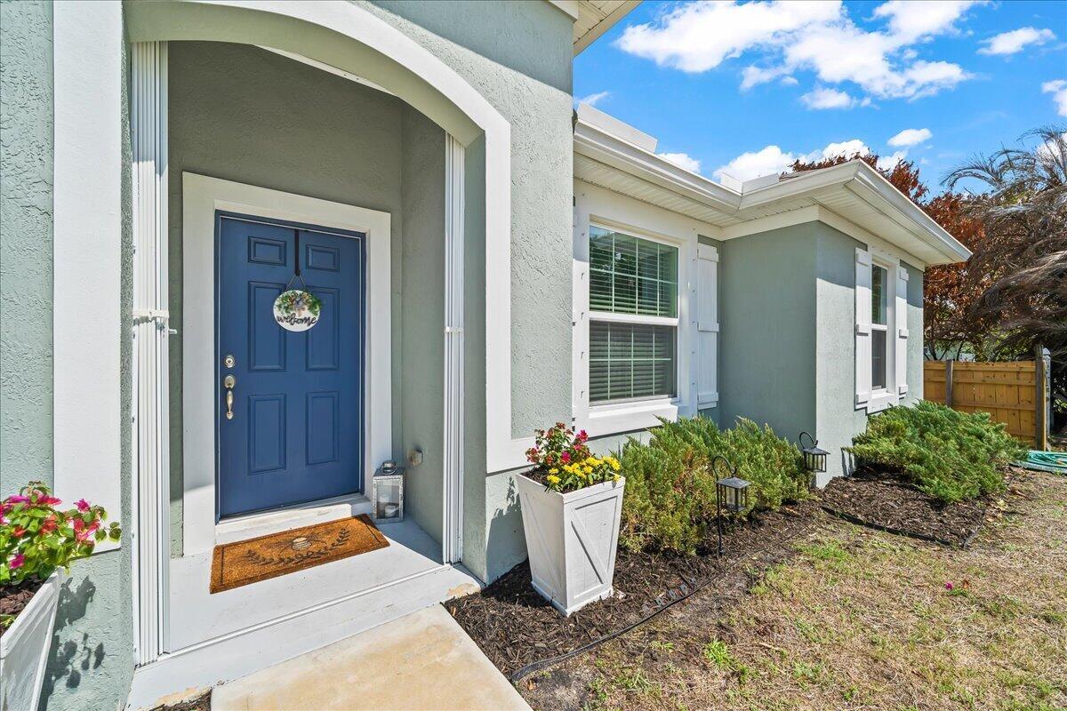 2141 SW Leafy Road, Port St. Lucie, FL 34953, Port St. Lucie - Photo 4
