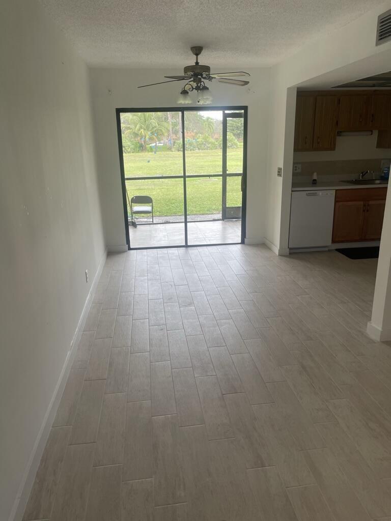 4259 Oak Terrace Drive, Greenacres, FL 33463, Greenacres - Photo 5