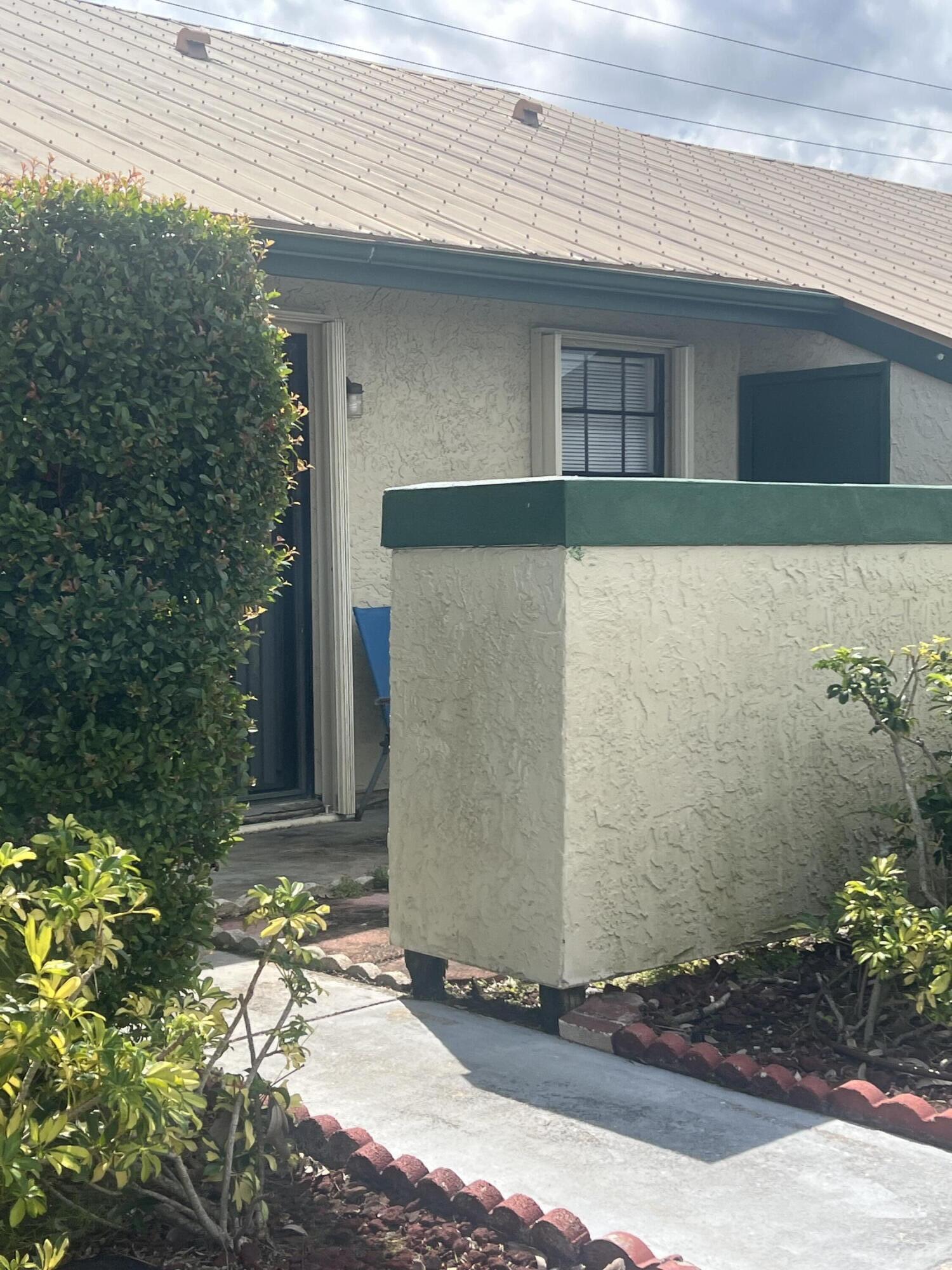 566 SW Sara Boulevard, Port St. Lucie, FL 34953, Port St. Lucie - Photo 2