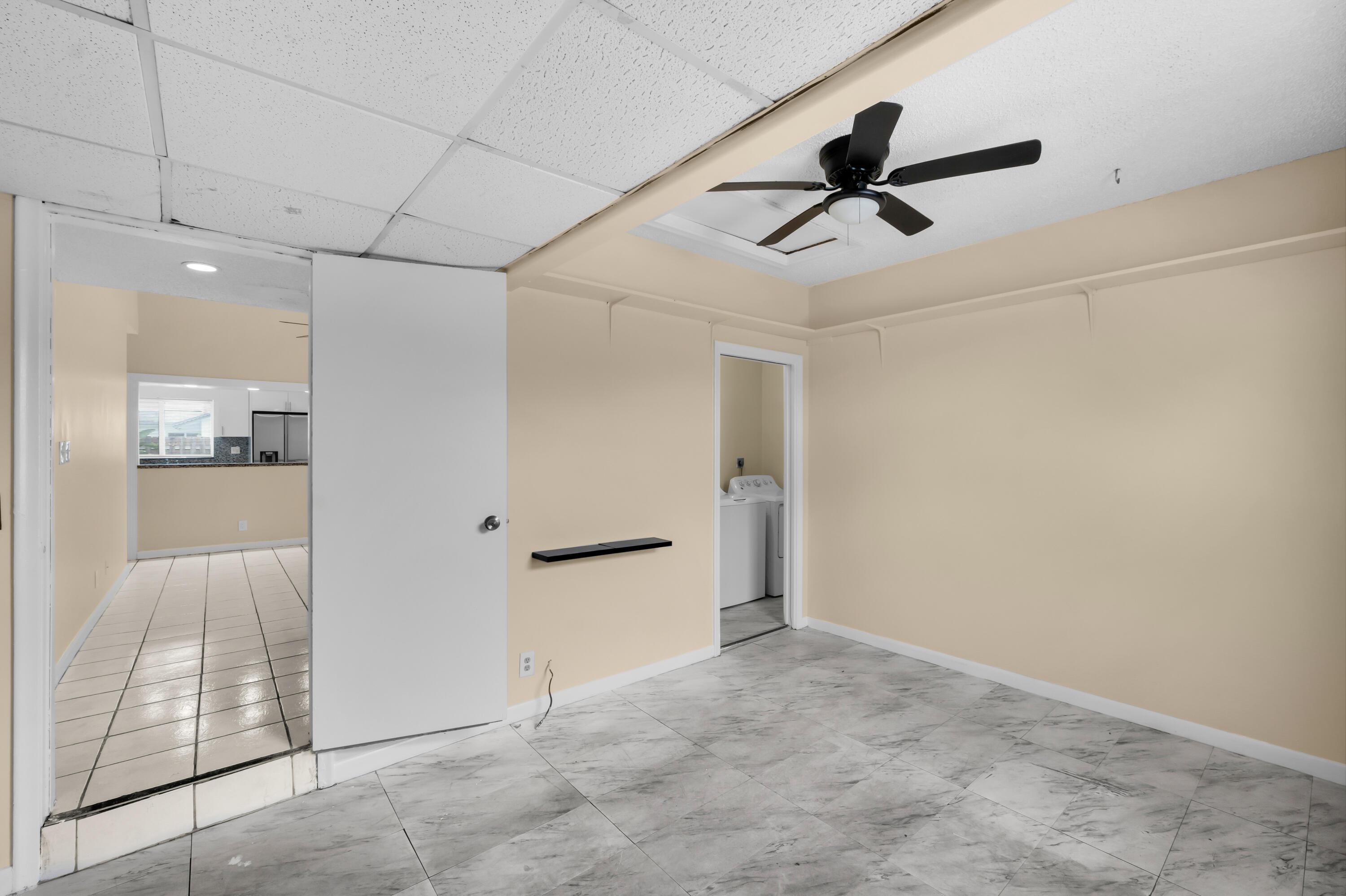 2070 NW 109th Avenue, Sunrise, FL 33322, Sunrise - Photo 2