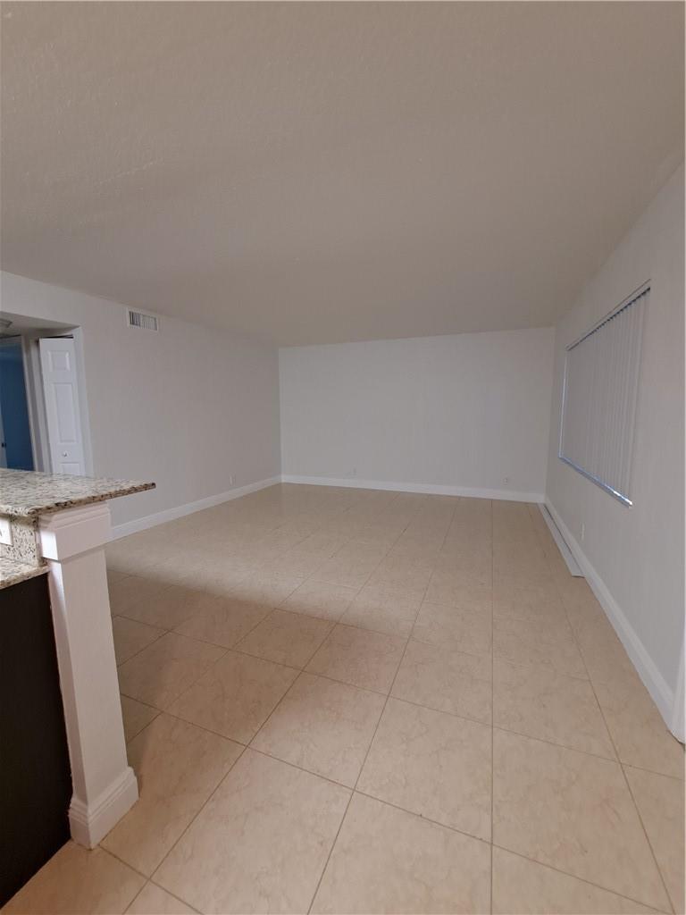 9838 Nob Hill Court 9838, Sunrise, FL 33351, Sunrise - Photo 5