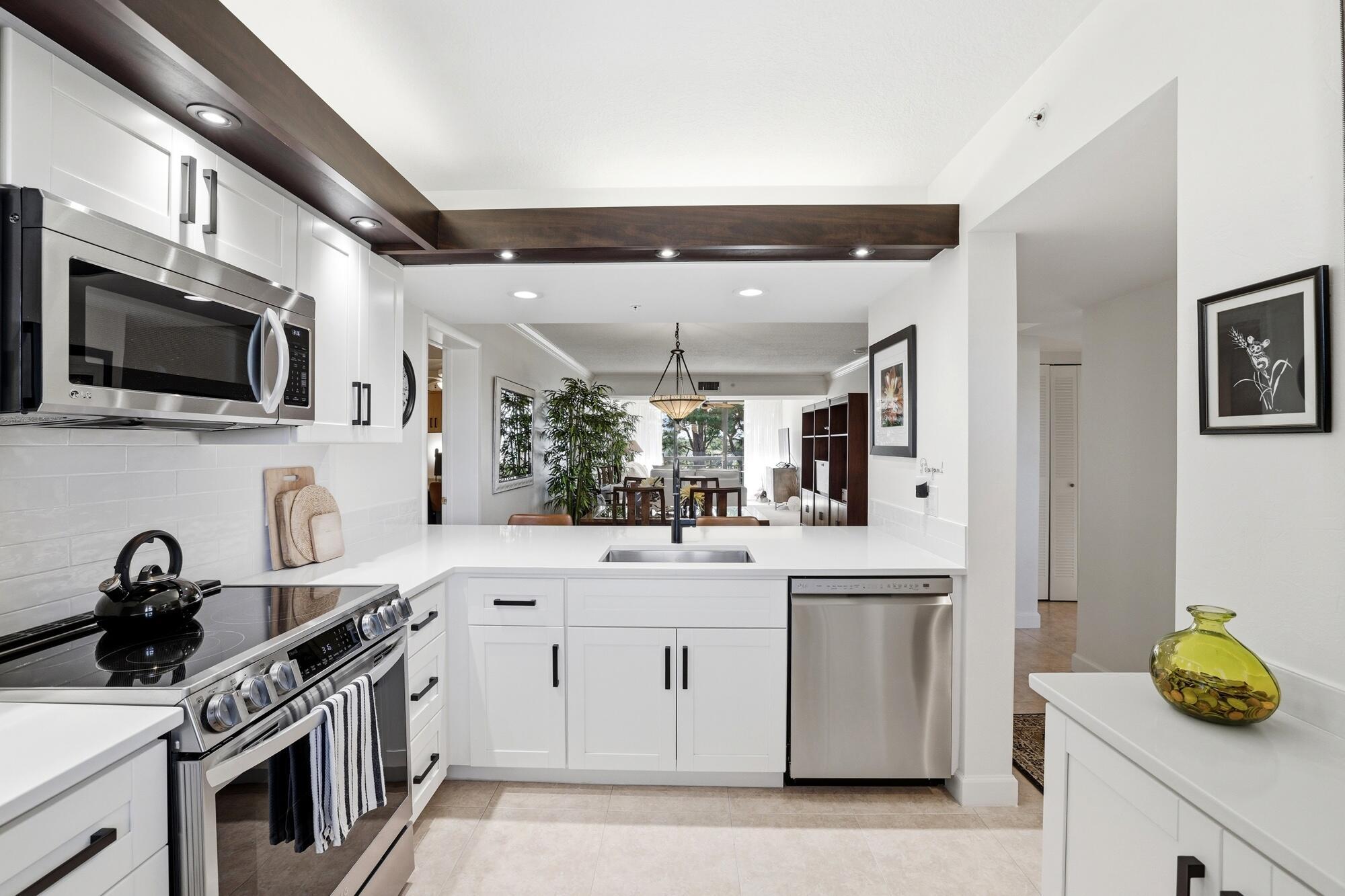 2101 Marina Isle Way 404, Jupiter, FL 33477, Jupiter - Photo 3