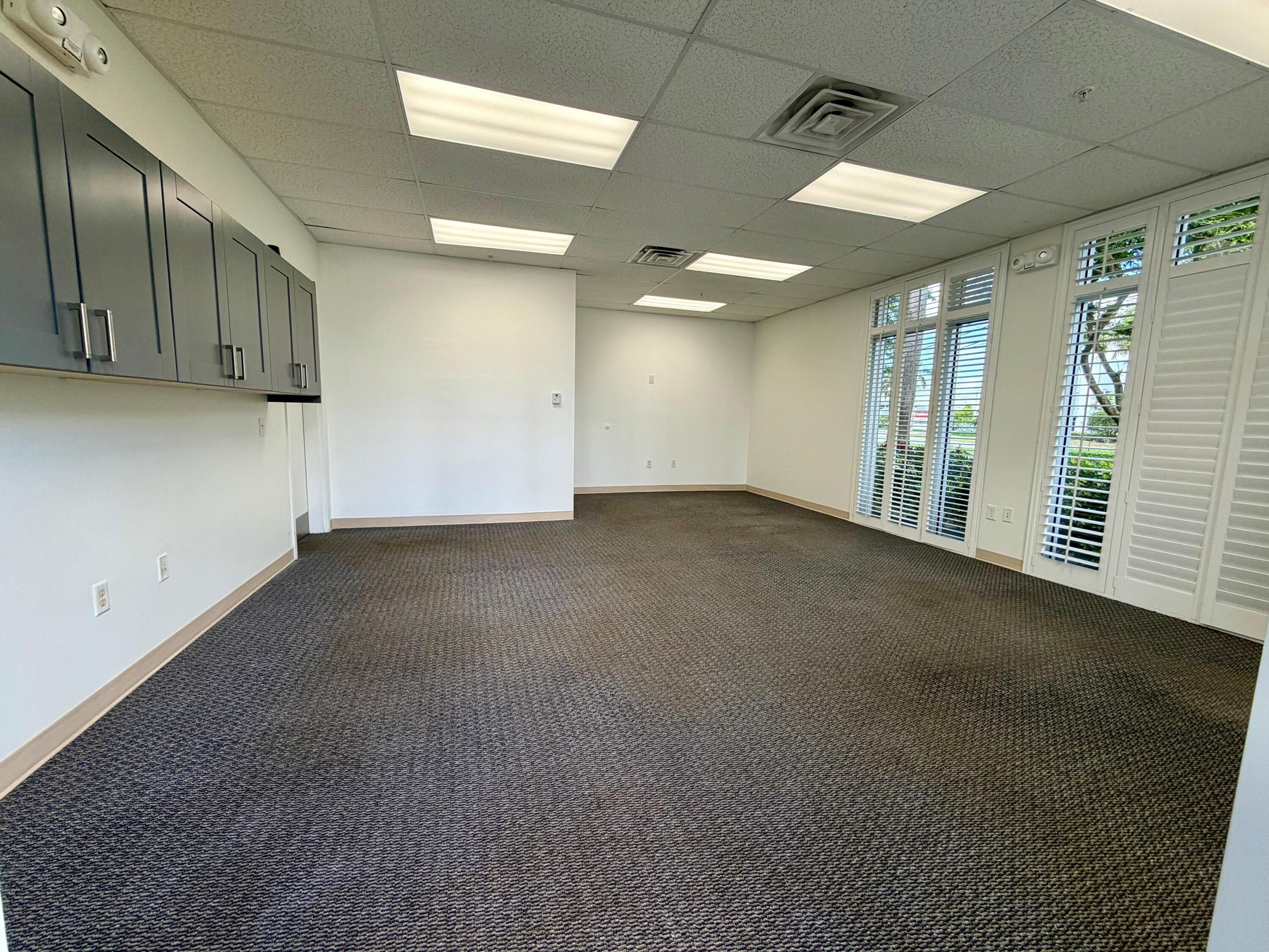 1250 Wallace Drive A, Delray Beach, FL 33444, Delray Beach - Photo 4