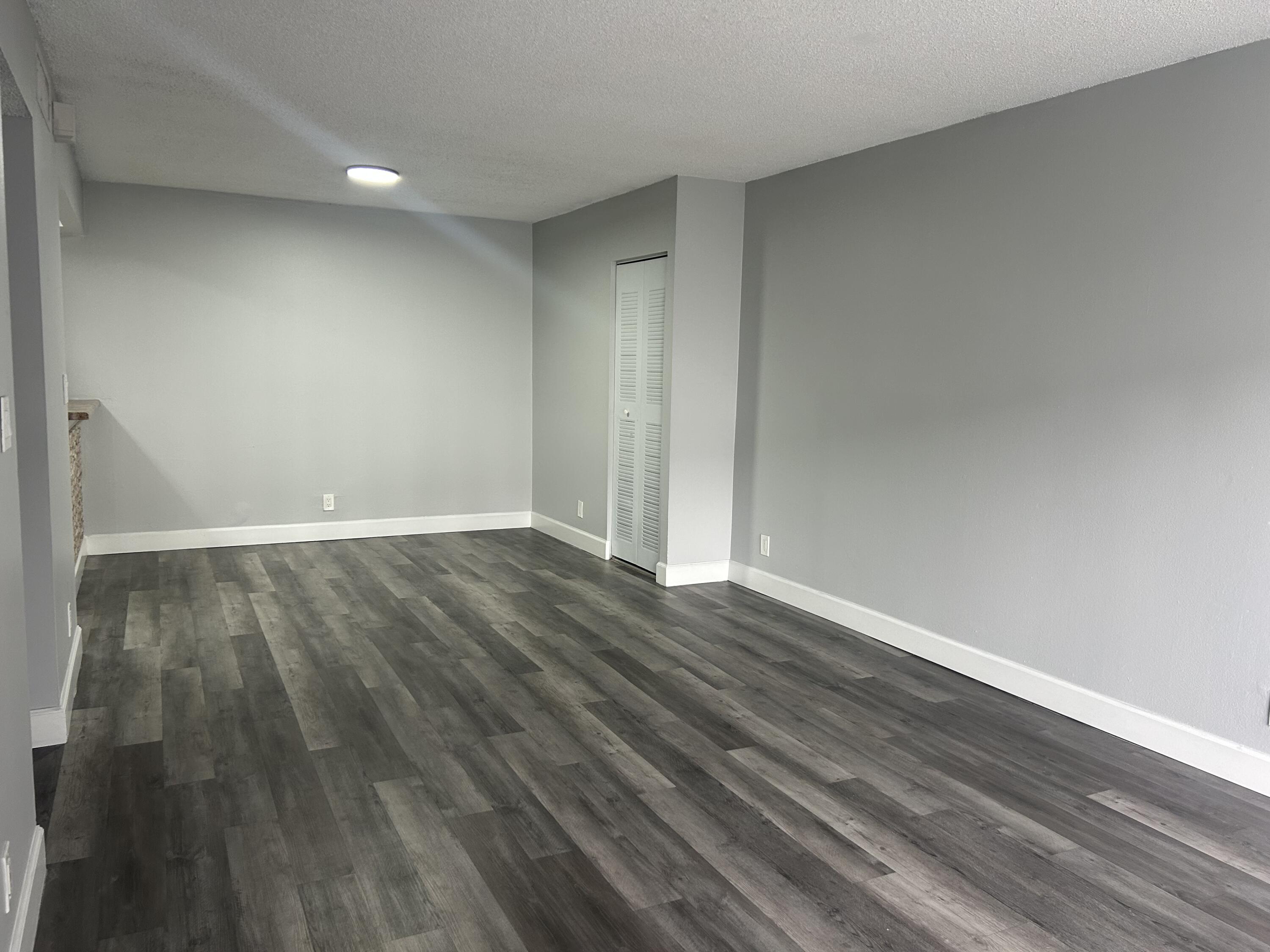 3232 NW 84th Avenue, Sunrise, FL 33351, Sunrise - Photo 3