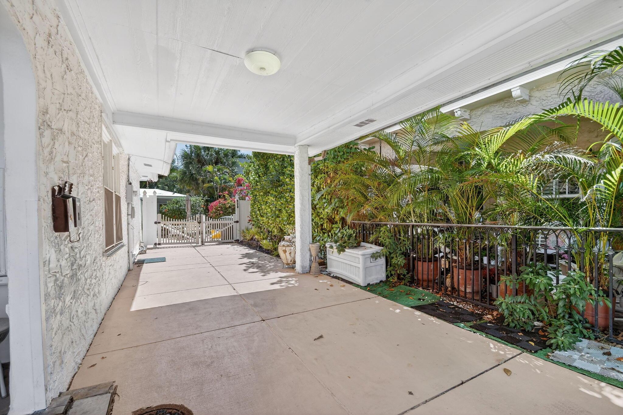 328 Monroe Drive, West Palm Beach, FL 33405, West Palm Beach - Photo 5