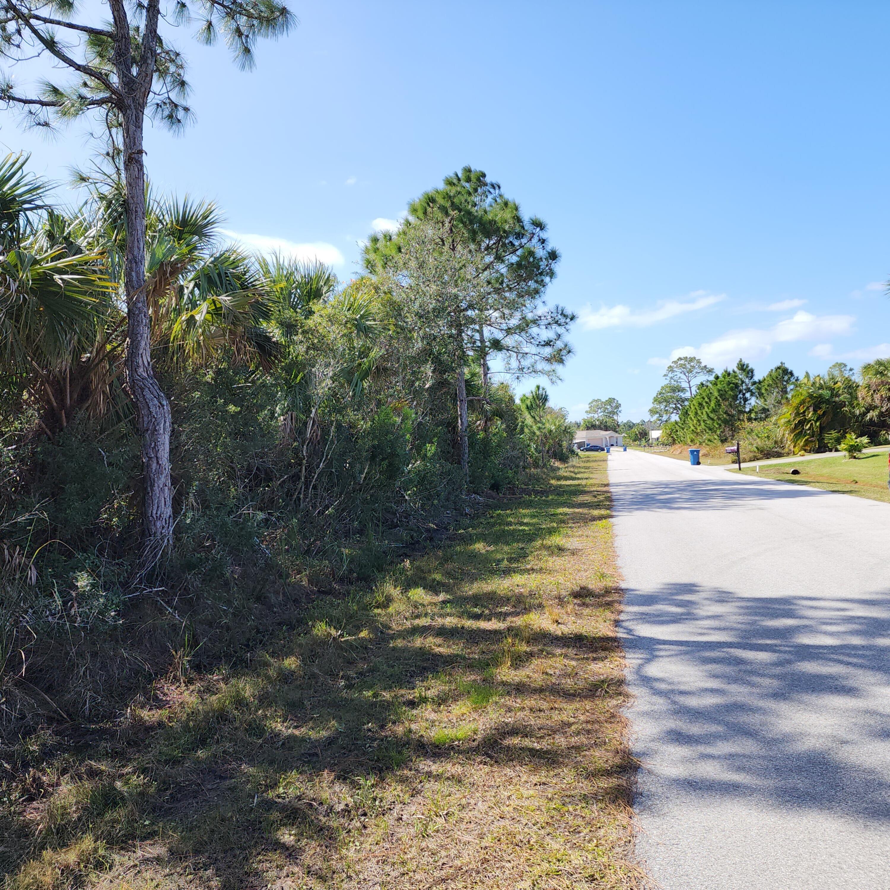 1190 SE Waterford St Street SE, Palm Bay, FL 32909, Palm Bay - Photo 4