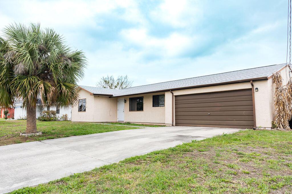 473 SW Whitmore Drive, Port St. Lucie, FL 34984, Port St. Lucie