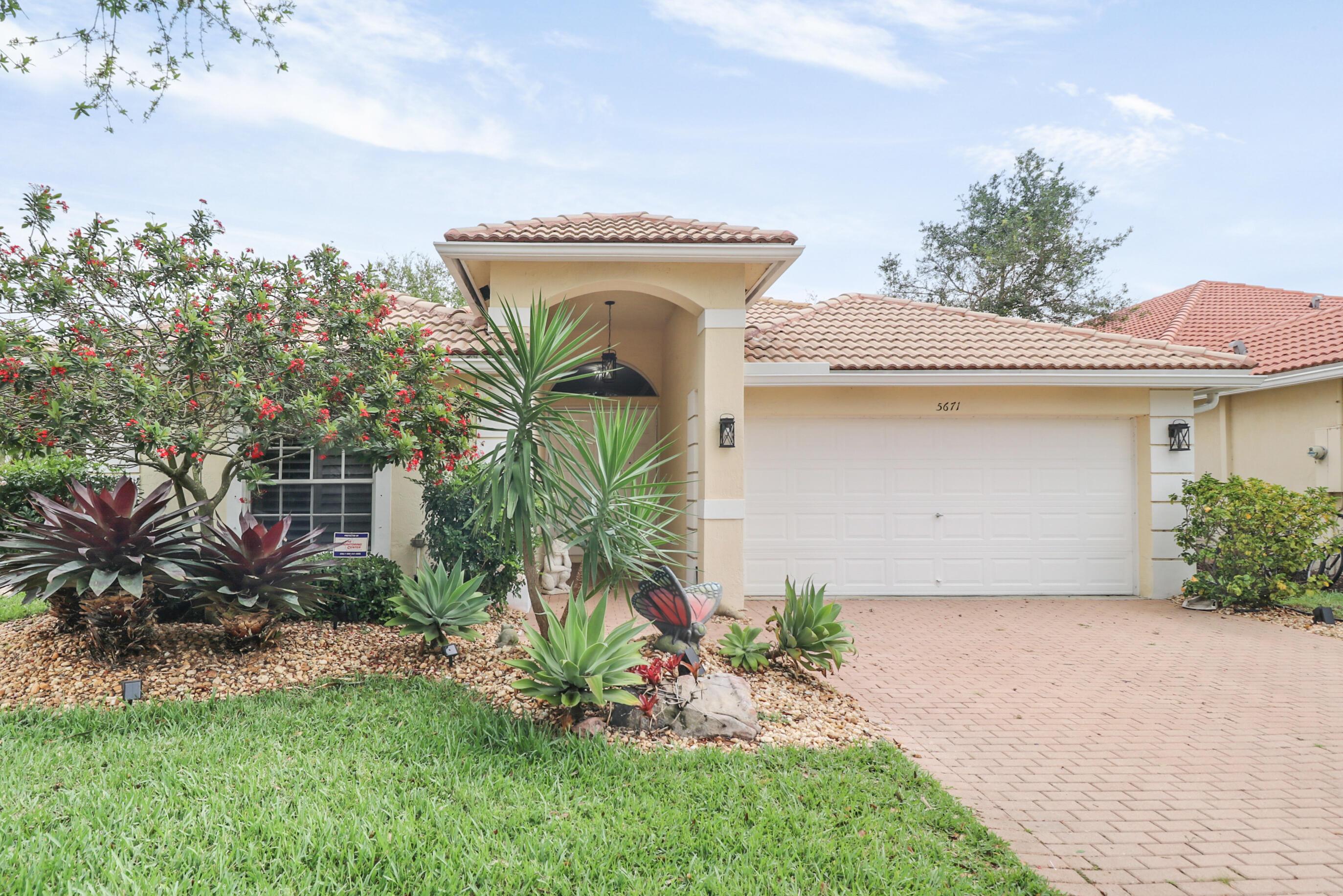 5671 S Fountains Drive S, Lake Worth, FL 33467, Lake Worth