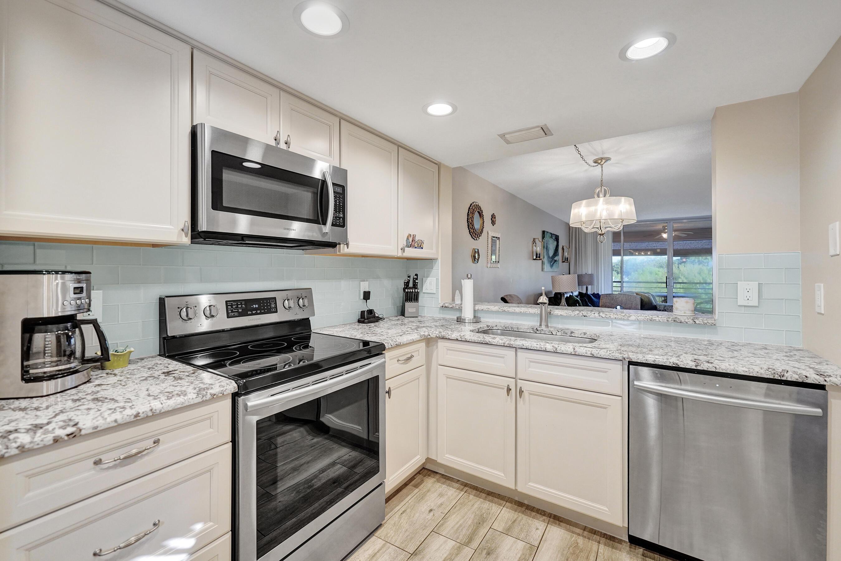 9501 Seagrape Drive 404, Davie, FL 33324, Davie