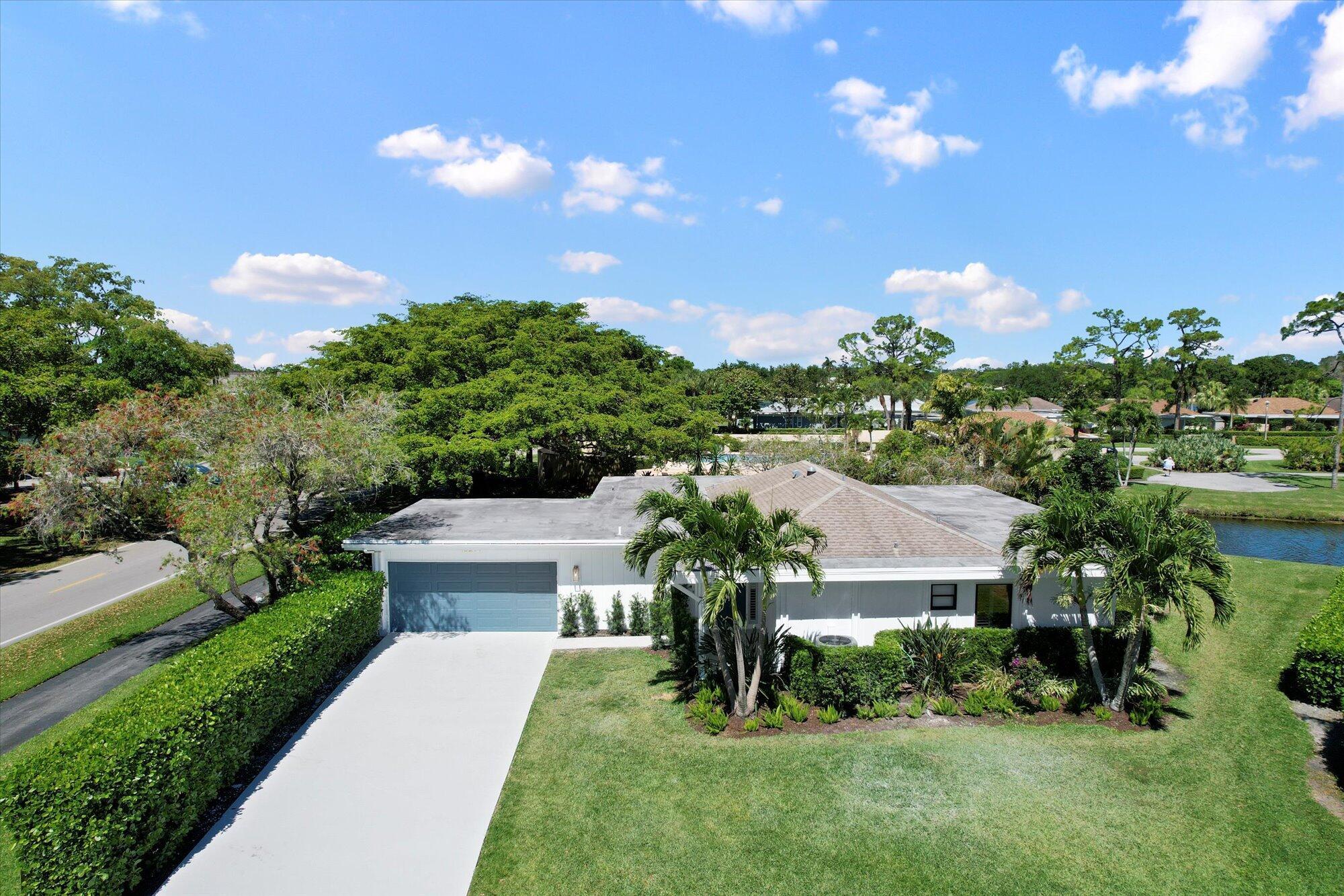 13297 Garth Court, Palm Beach Gardens, FL 33418, Palm Beach Gardens - Photo 2
