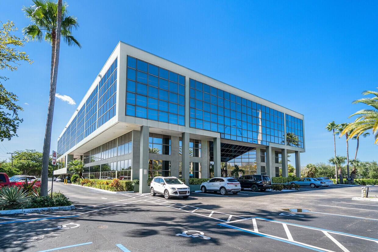 631 Us-1 101, North Palm Beach, FL 33408, North Palm Beach