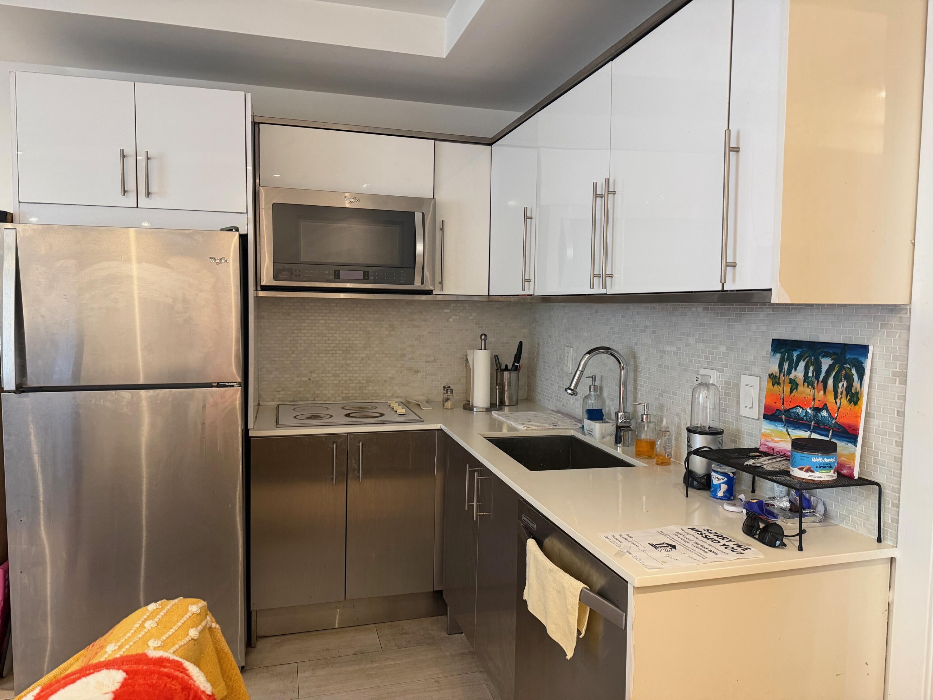 700 16th Street 106, Miami Beach, FL 33139, Miami Beach - Photo 2