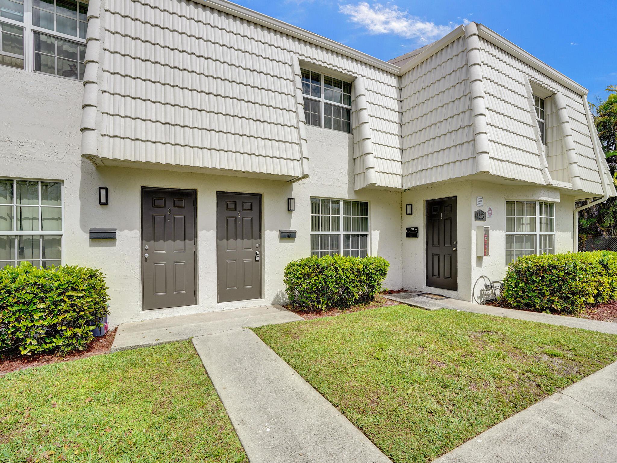 8503 NW 35th Court 5, Coral Springs, FL 33065, Coral Springs - Photo 2