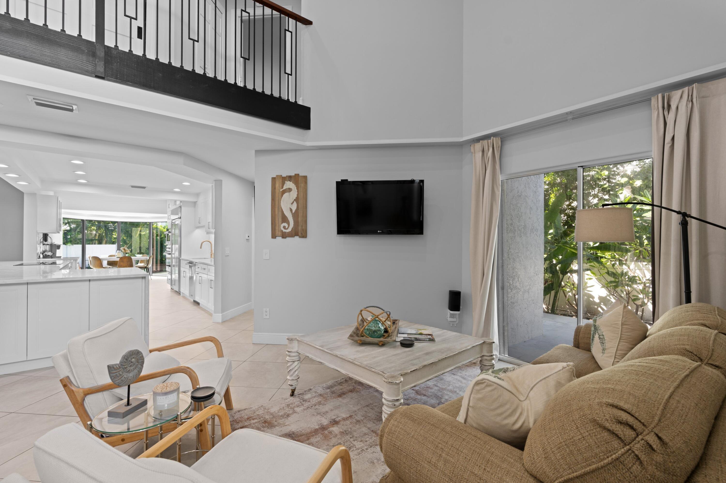 1050 Brooks Lane, Delray Beach, FL 33483, Delray Beach - Photo 4