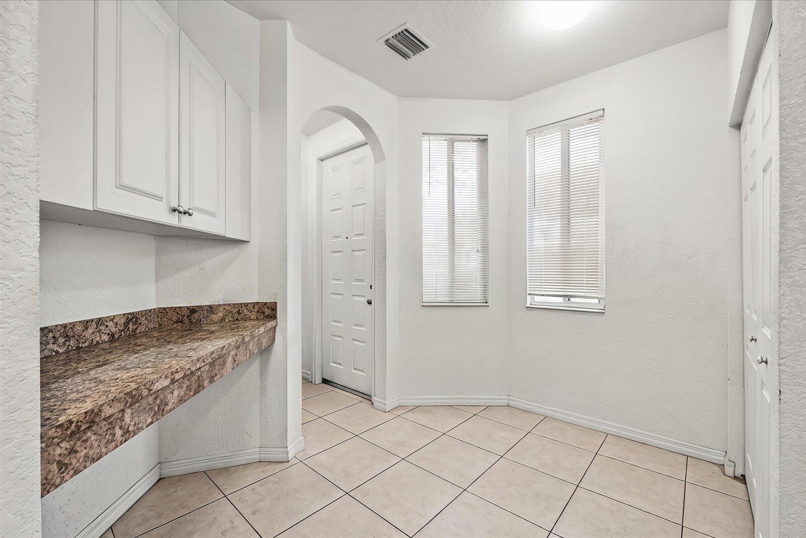 3529 Sonoma Drive, Riviera Beach, FL 33404, Riviera Beach - Photo 5