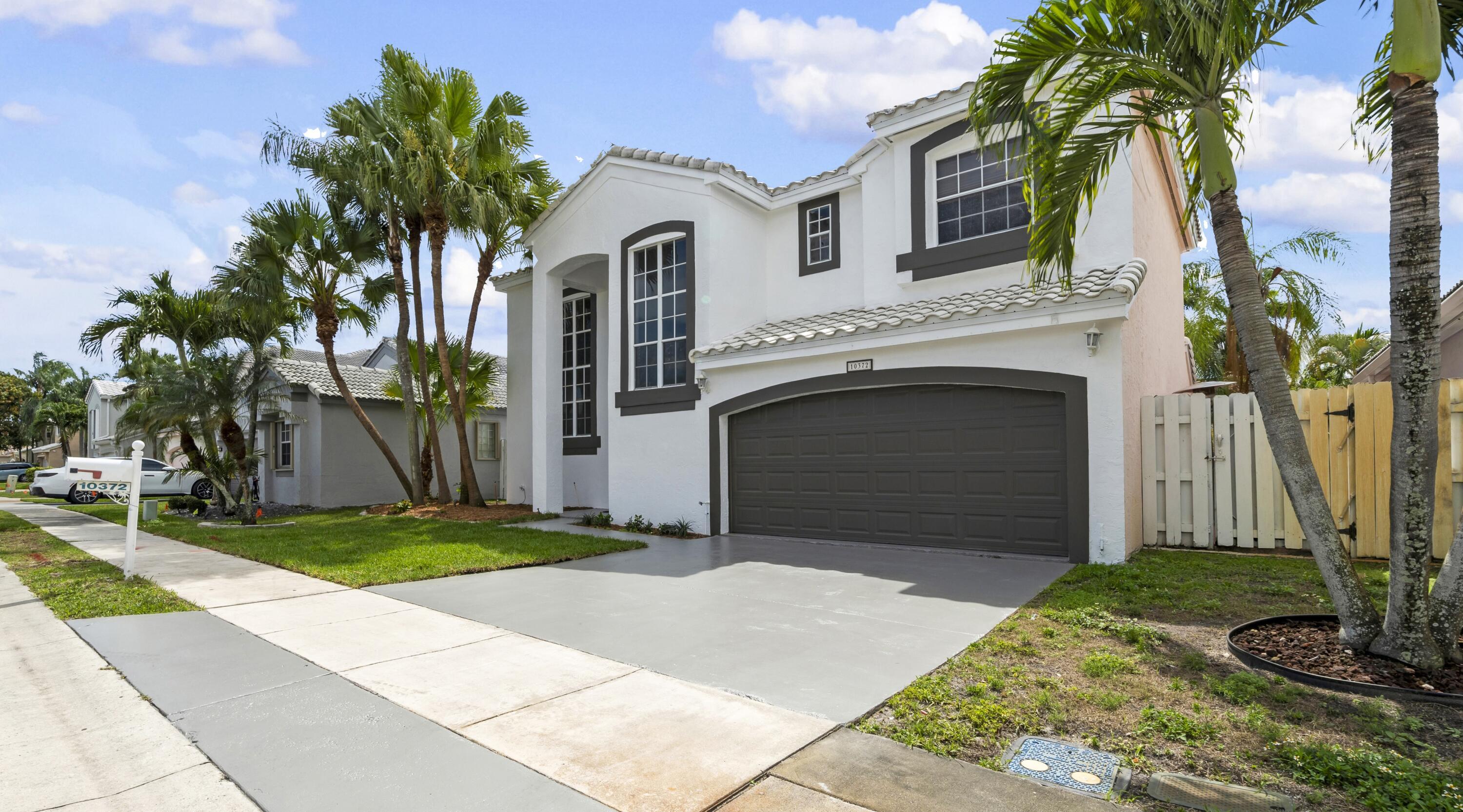 10372 SW 9th Lane, Pembroke Pines, FL 33025, Pembroke Pines - Photo 5